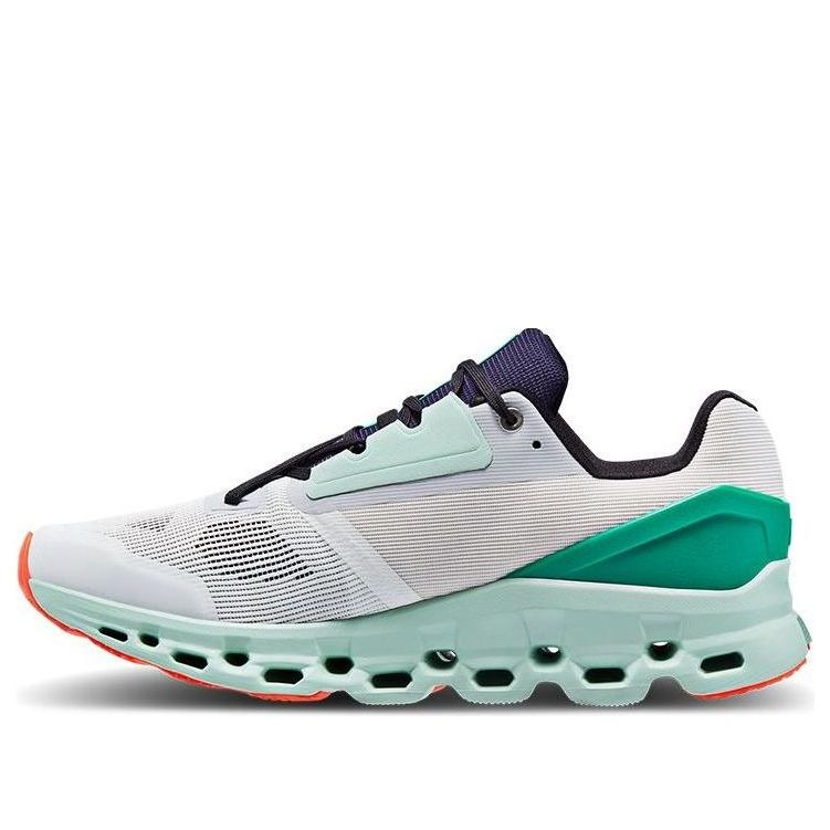 On Running Cloudstratus 'Undyed White Creek' 39.98246 - 2