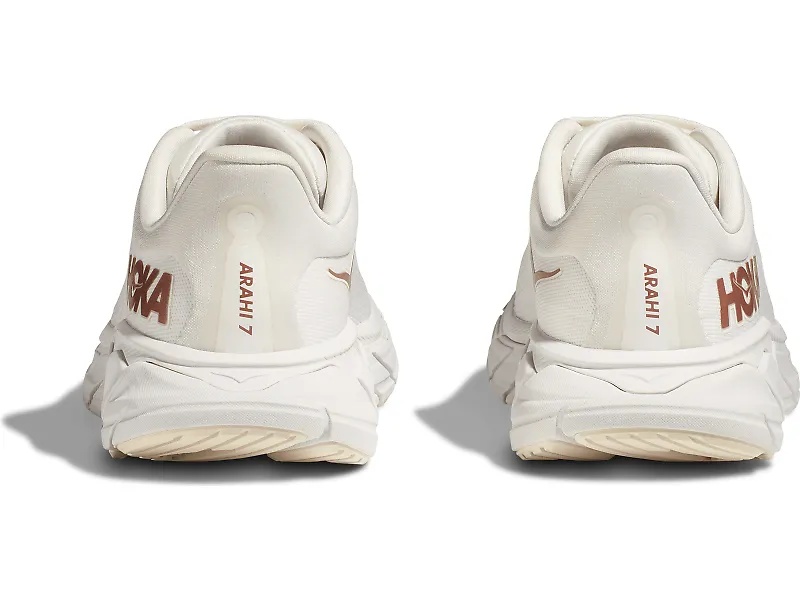 HOKA Arahi 7 - 5