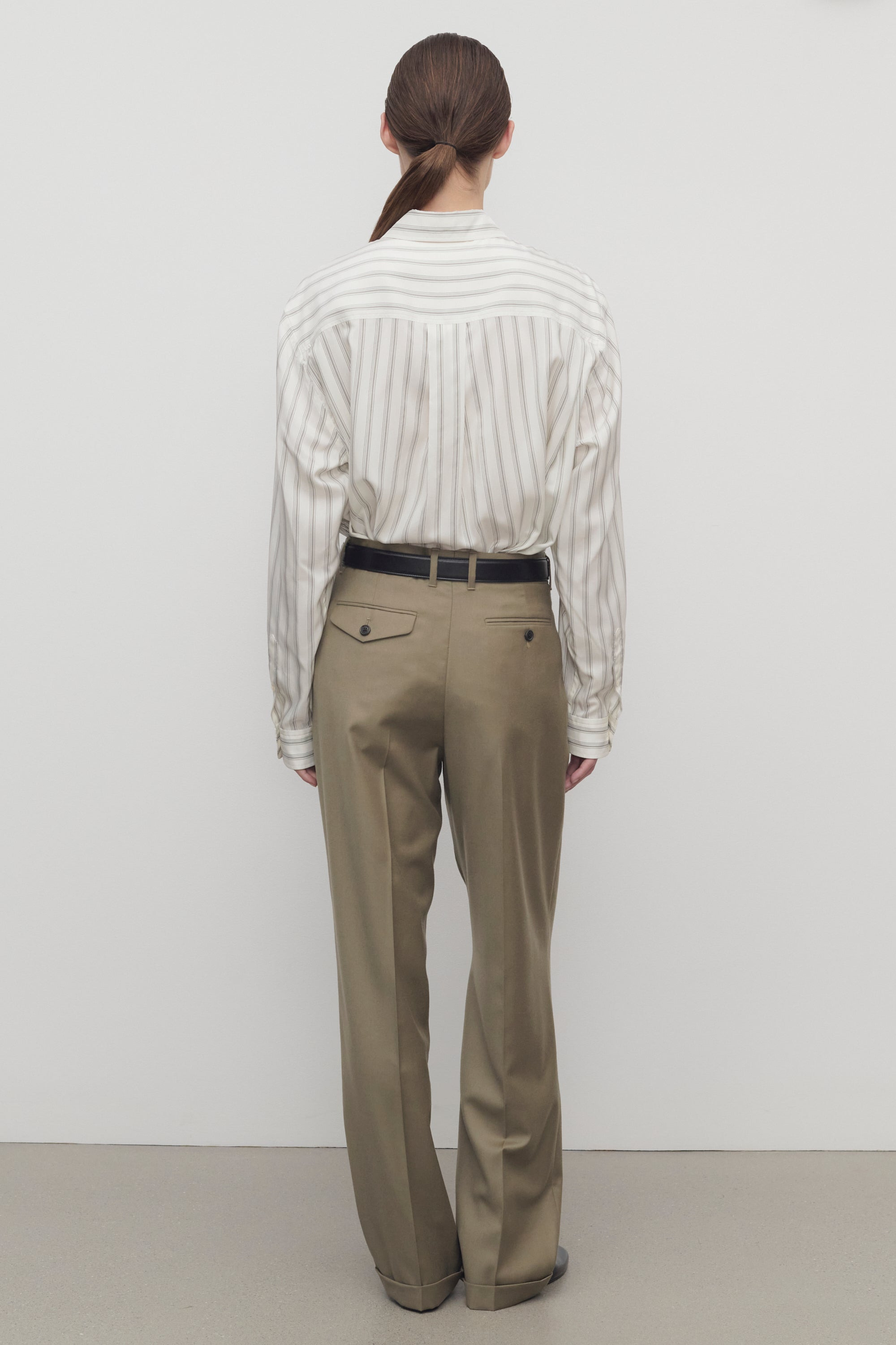 Sorina Pant in Virgin Wool - 5