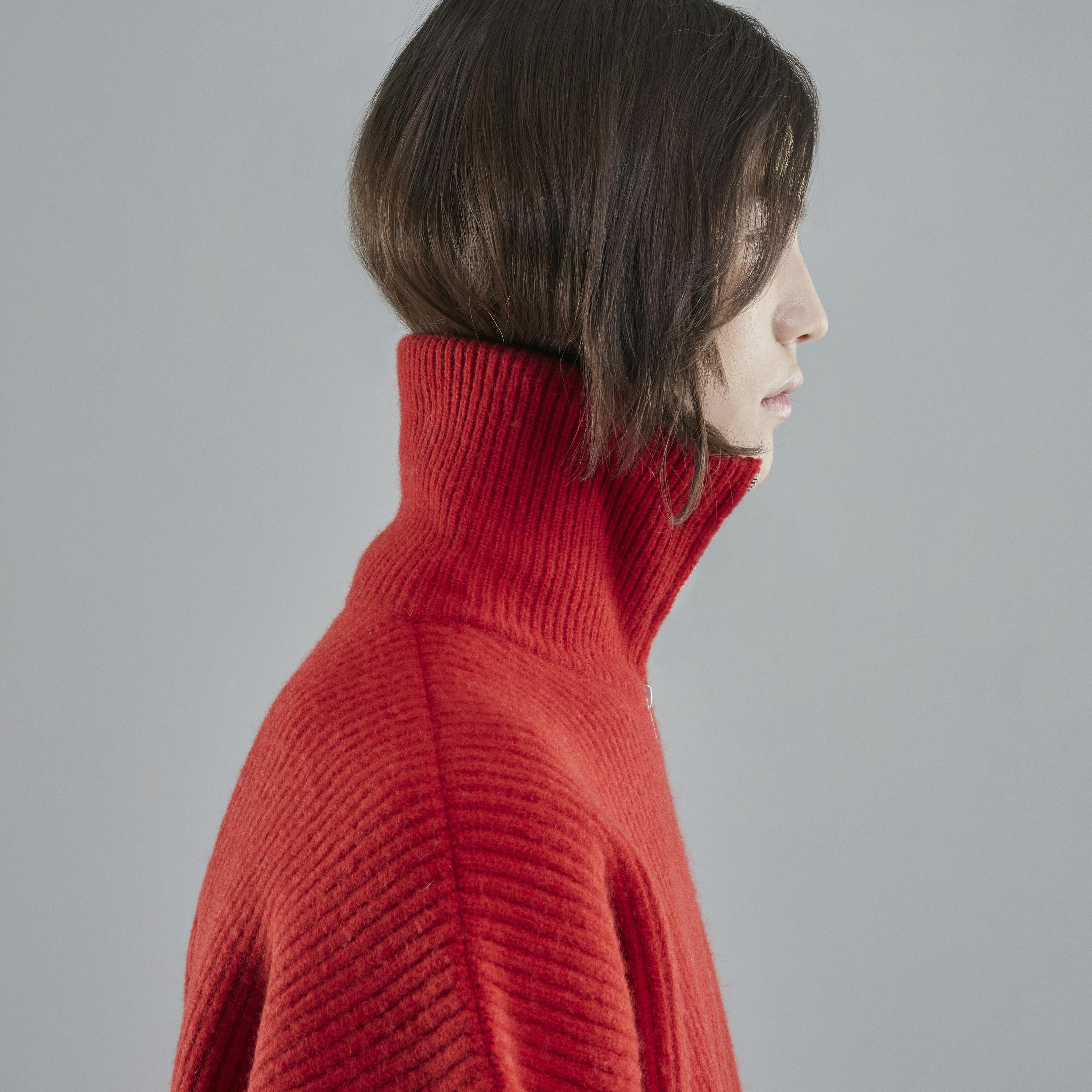 Vonarstræti Zipped Wool Sweater (Unisex) - 6