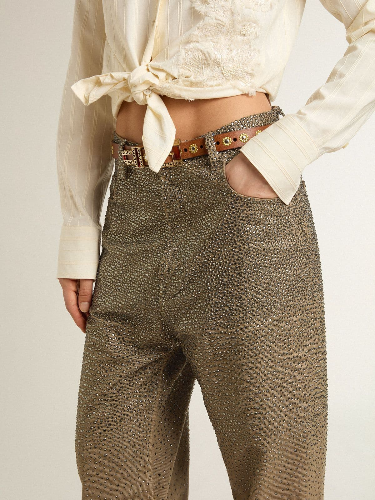 Women's khaki cotton pants with gradient Swarovski effect - 5