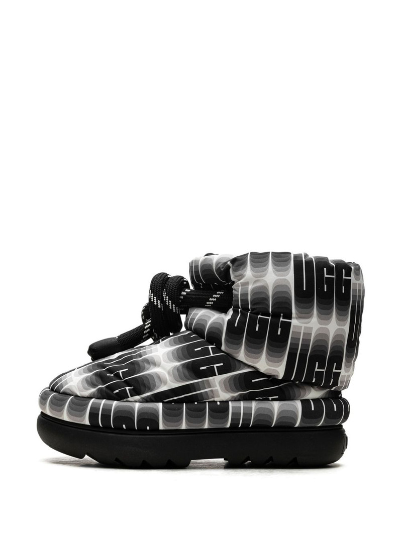 Classic Maxi Wavelength Short "Black/White" boots 5