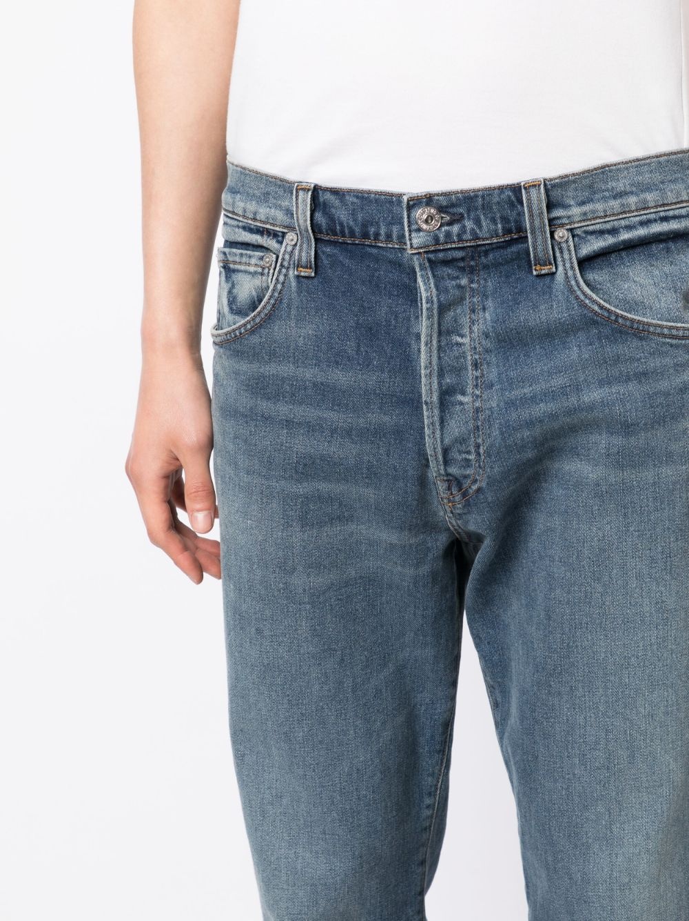 straight-leg washed jeans - 5