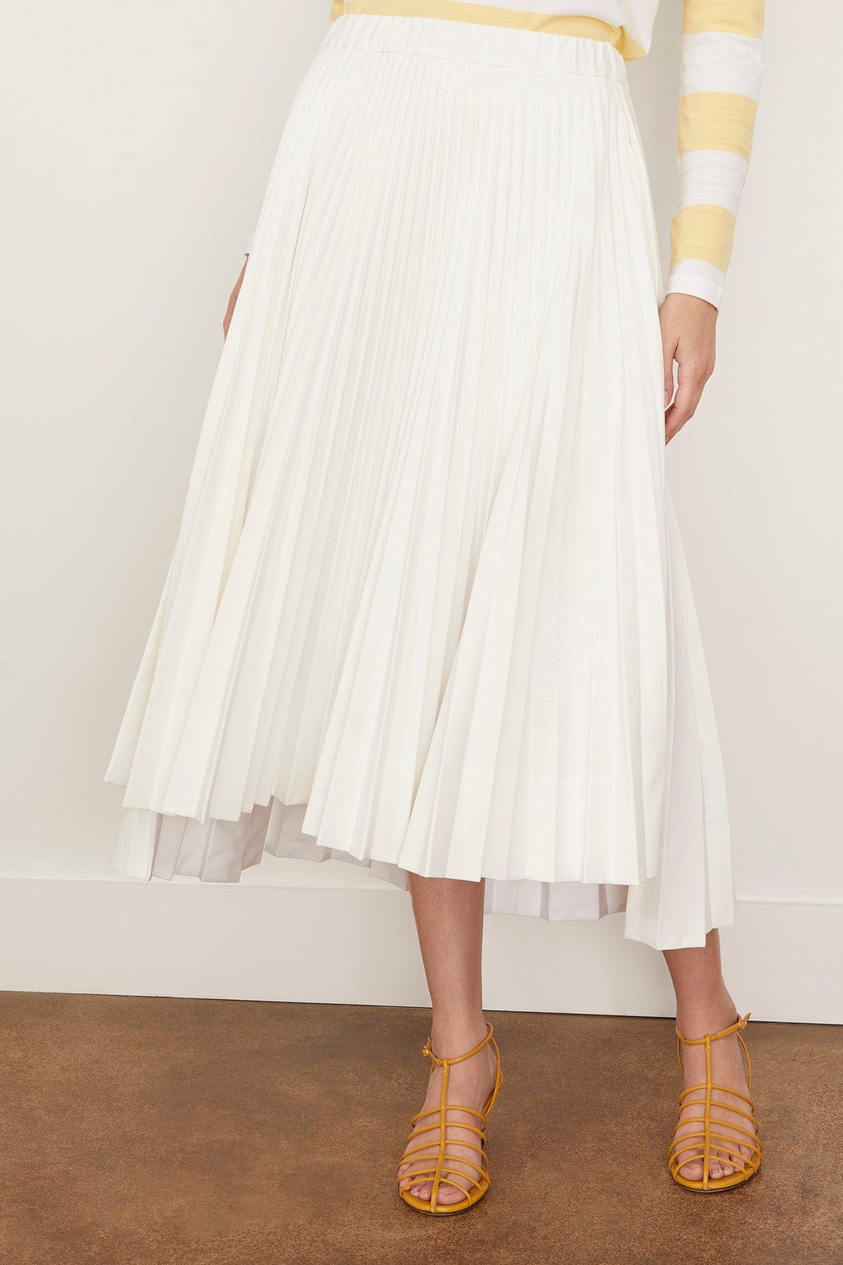 Pleated Skirt in Chalk - 3