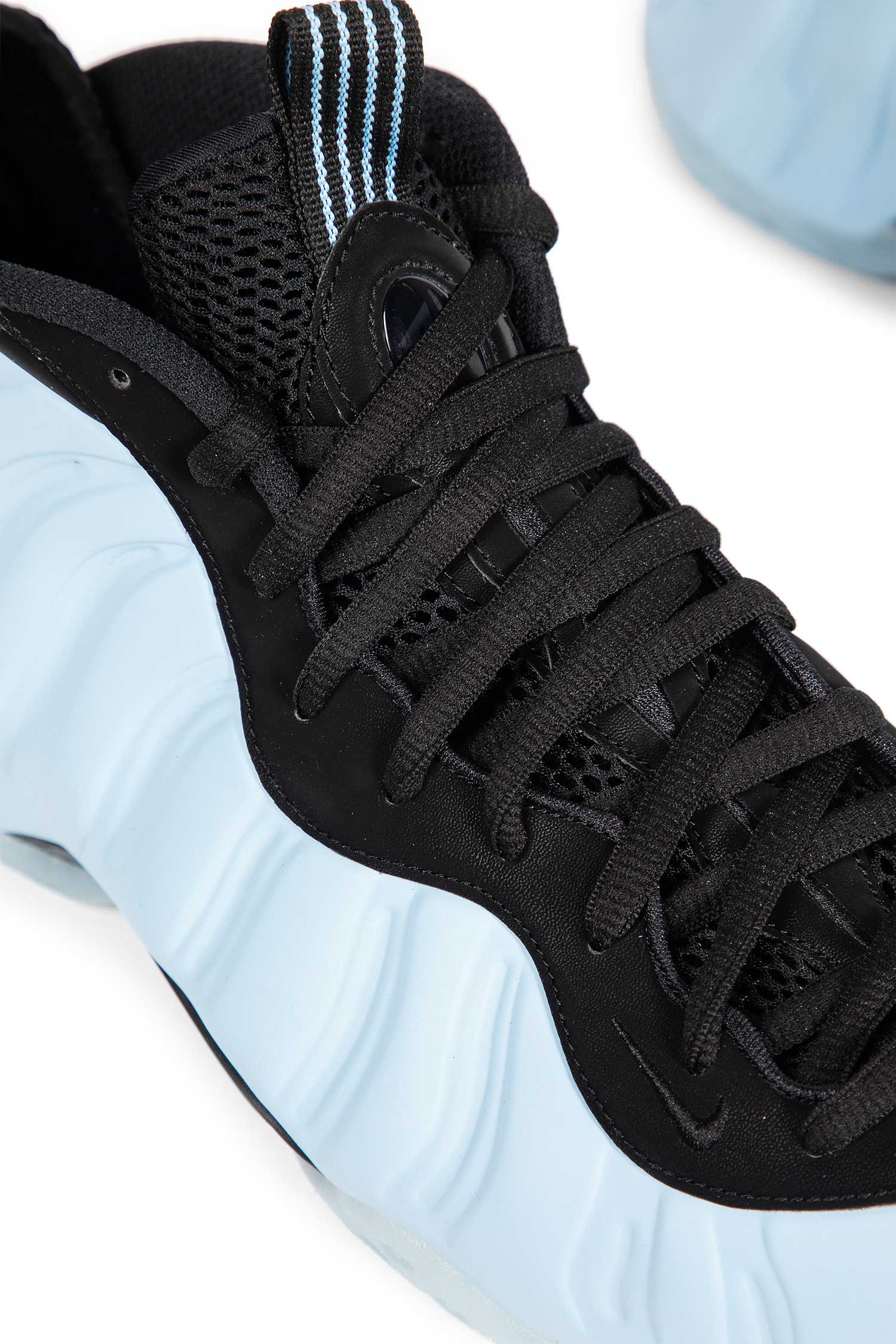 Air Foamposite Sneakers - 7