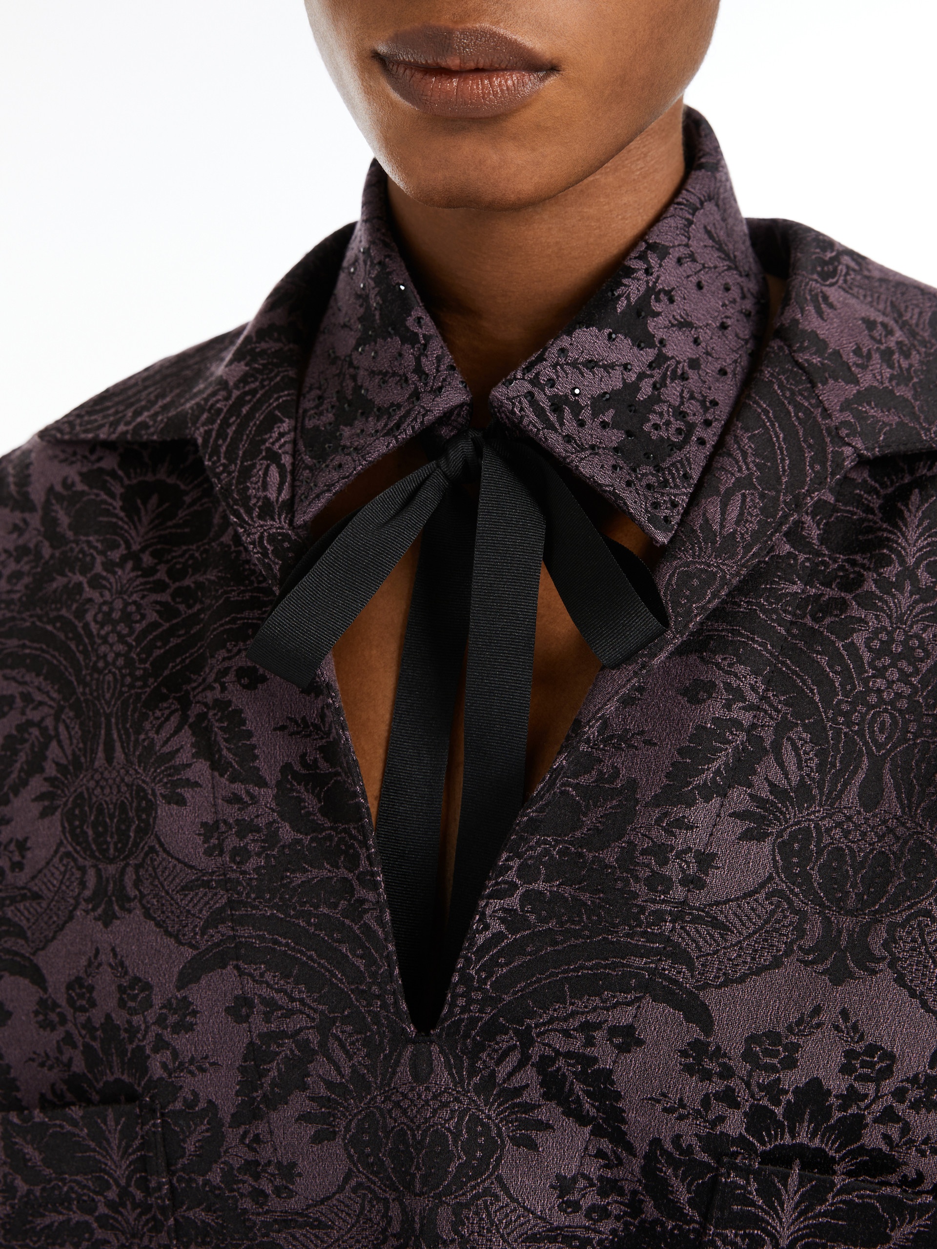 FIONDA Wool collar with tie - 3