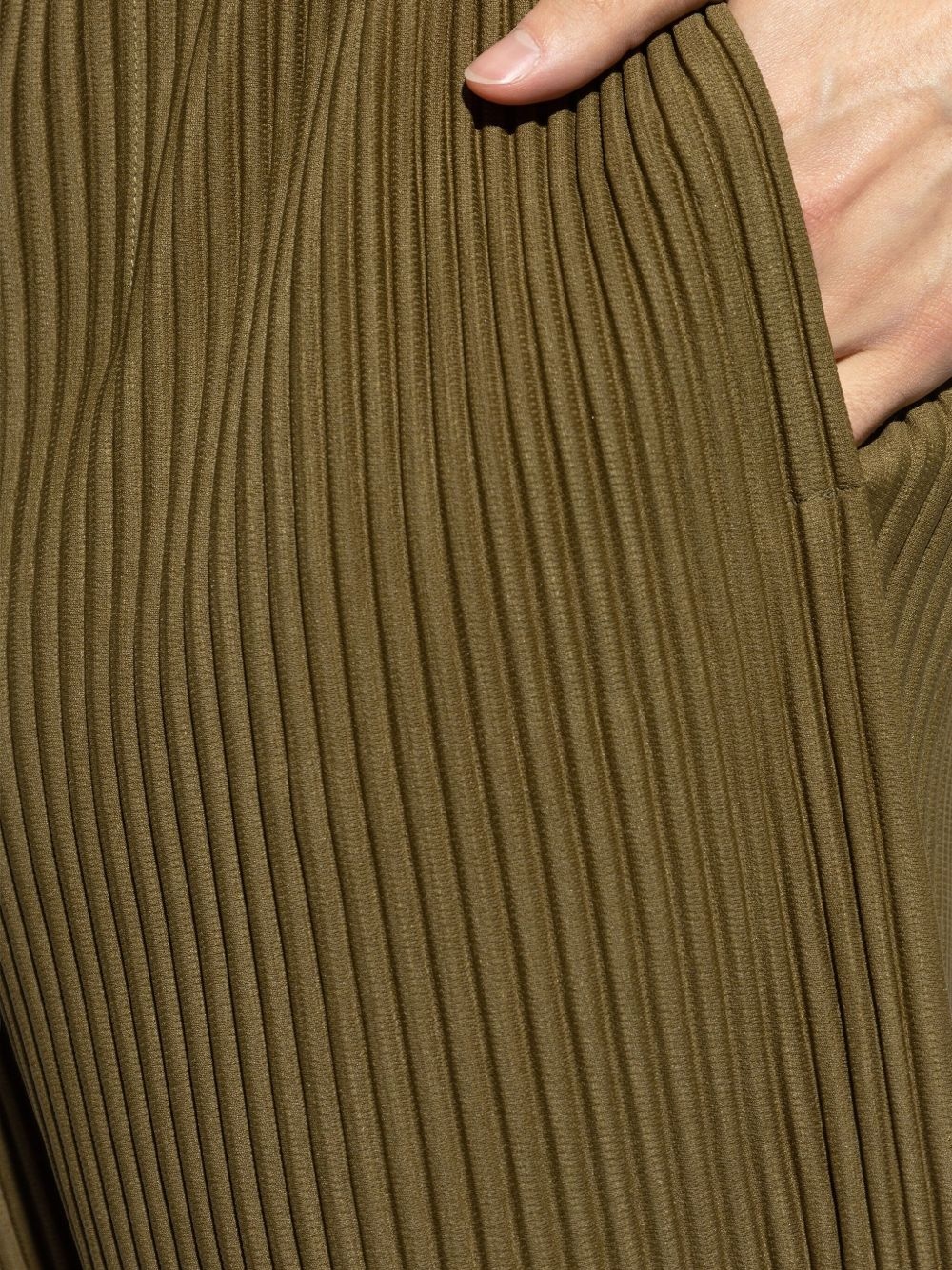 plissé-effect shorts - 5