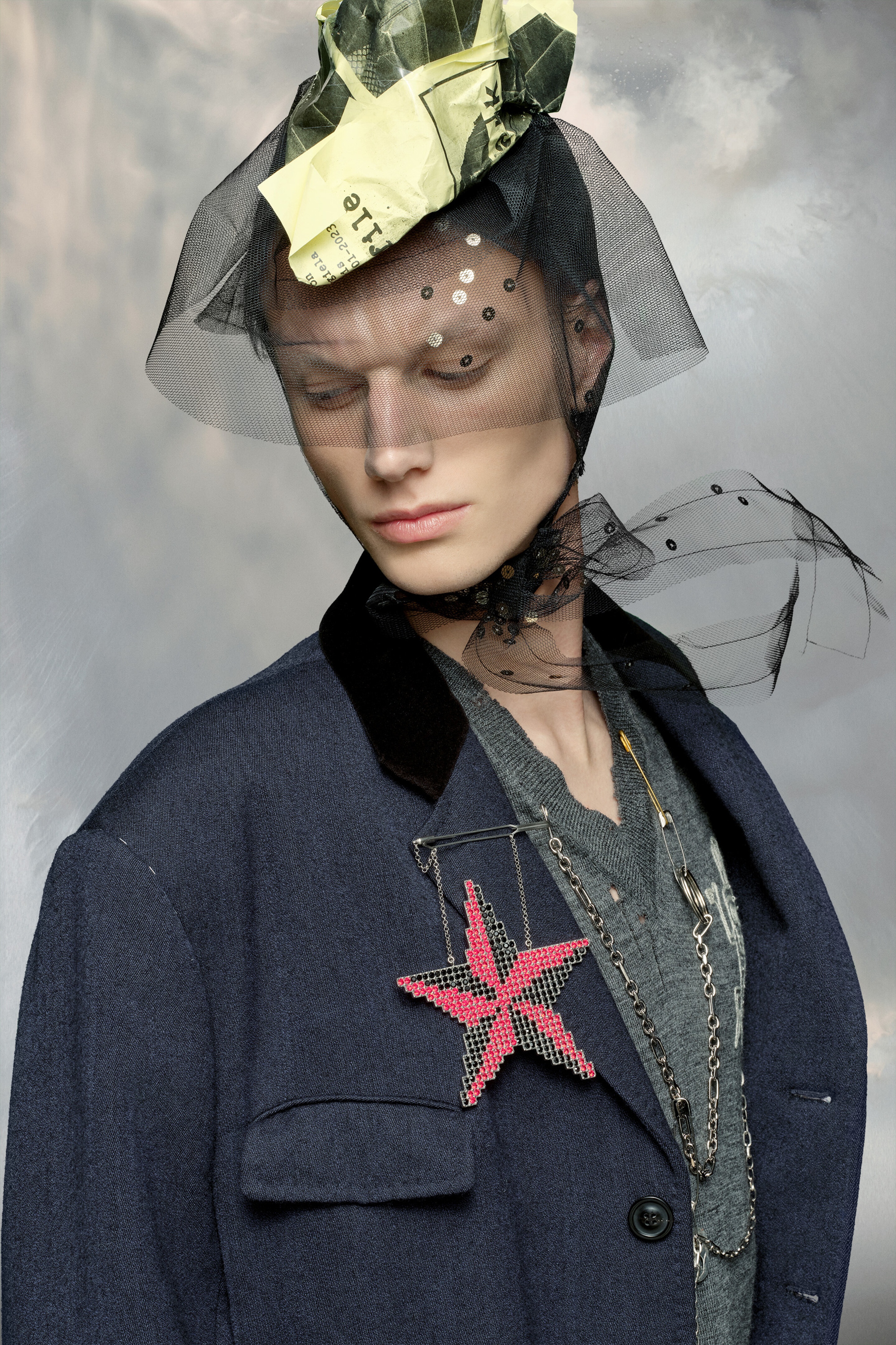 Star brooche - 4