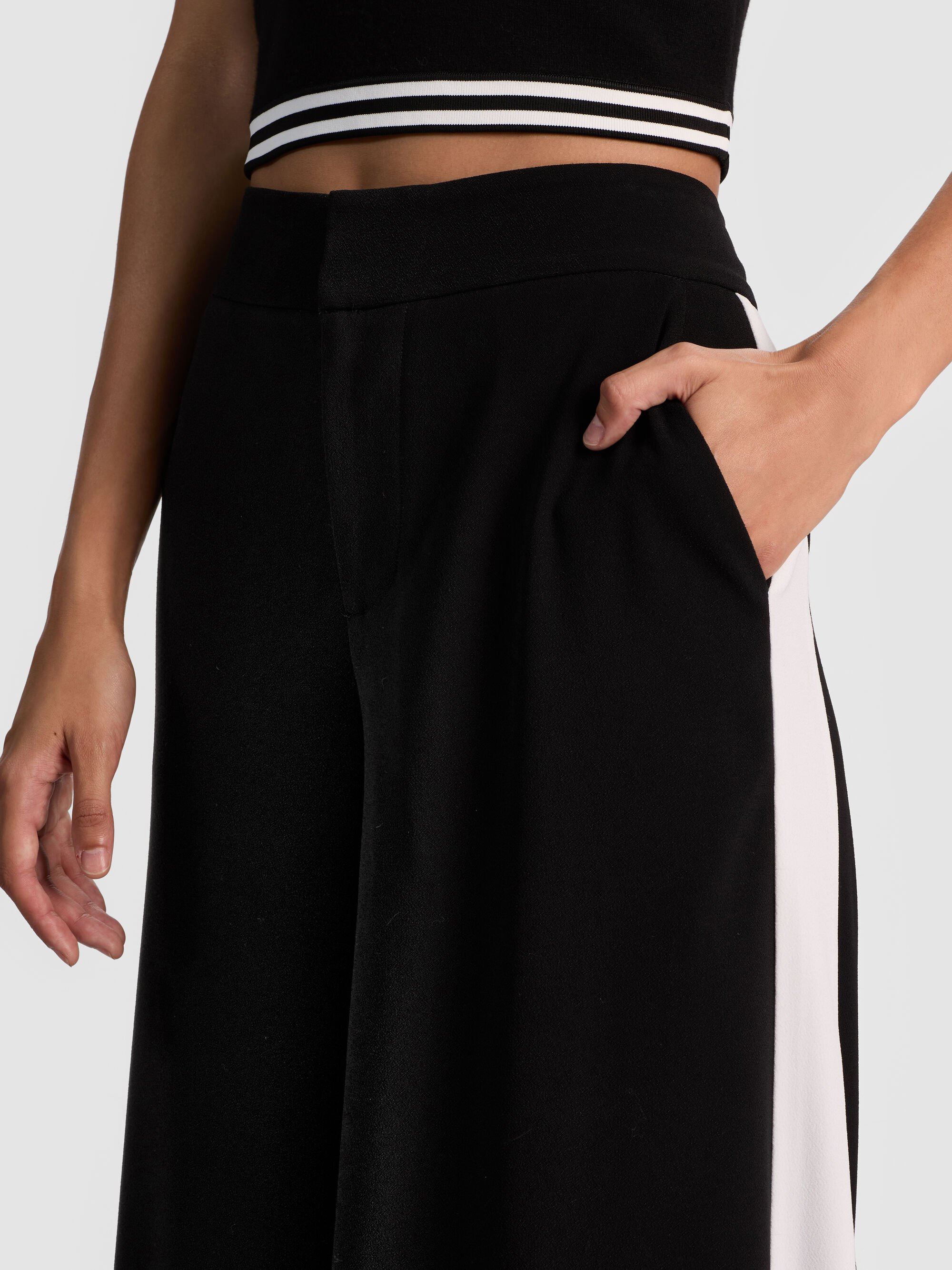 NESSI TROUSER WITH SIDE STRIPE - 4