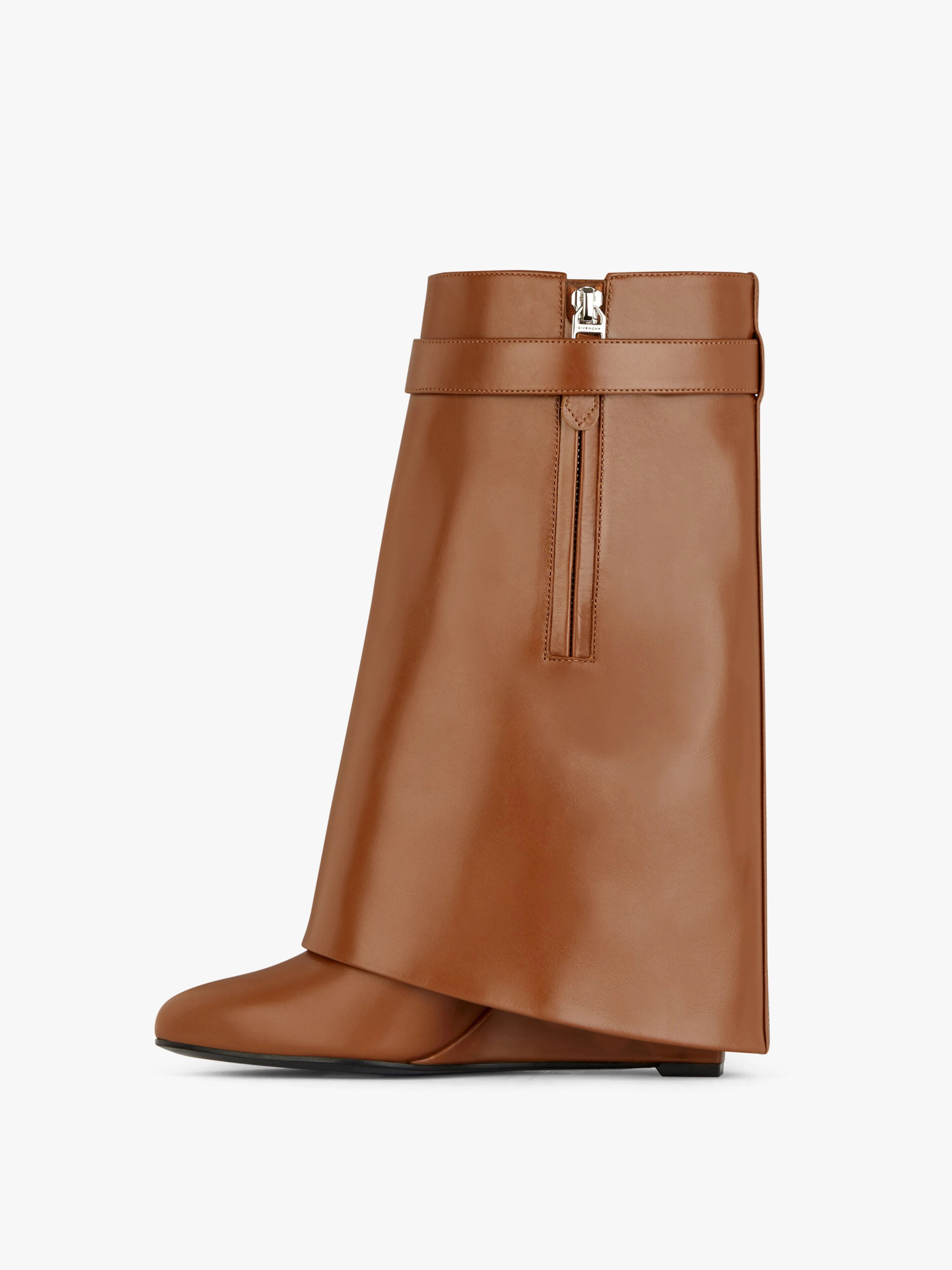 SHARK LOCK ANKLE BOOTS IN BOX LEATHER - 5