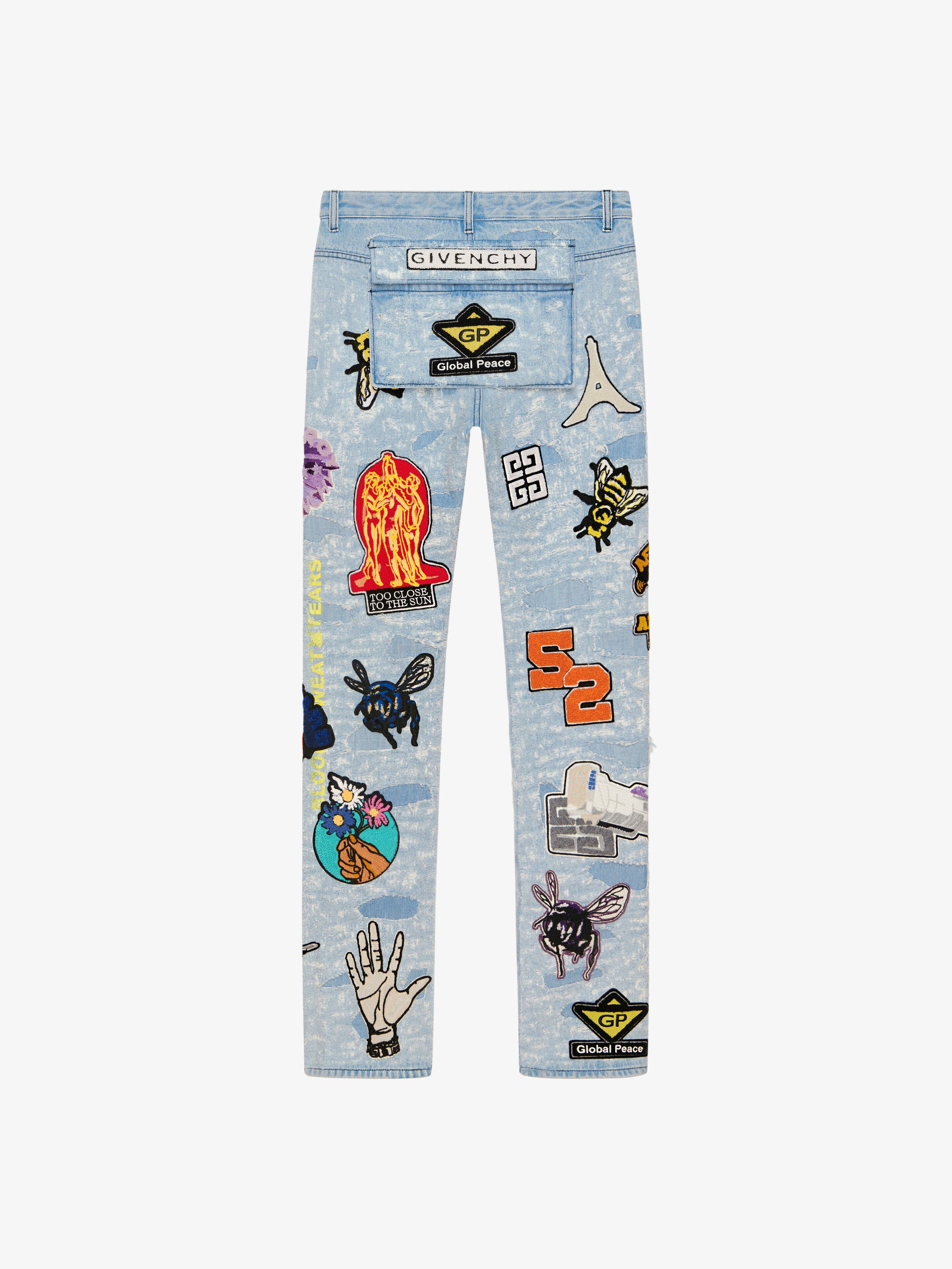 REGULAR FIT JEANS IN DESTROYED DENIM WITH PATCHES - 5
