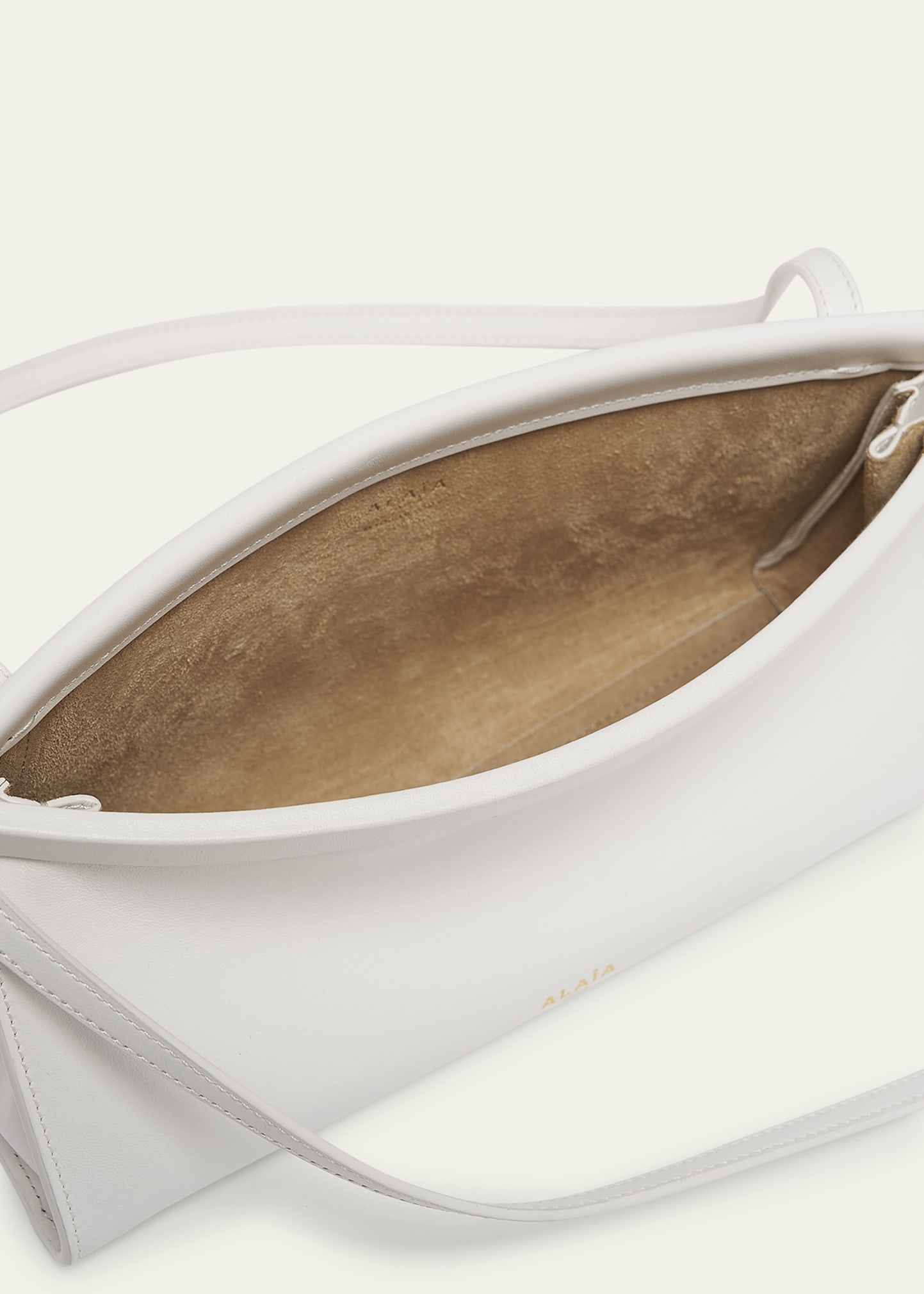 Le Click Small Shoulder Bag in Glossy Leather - 4