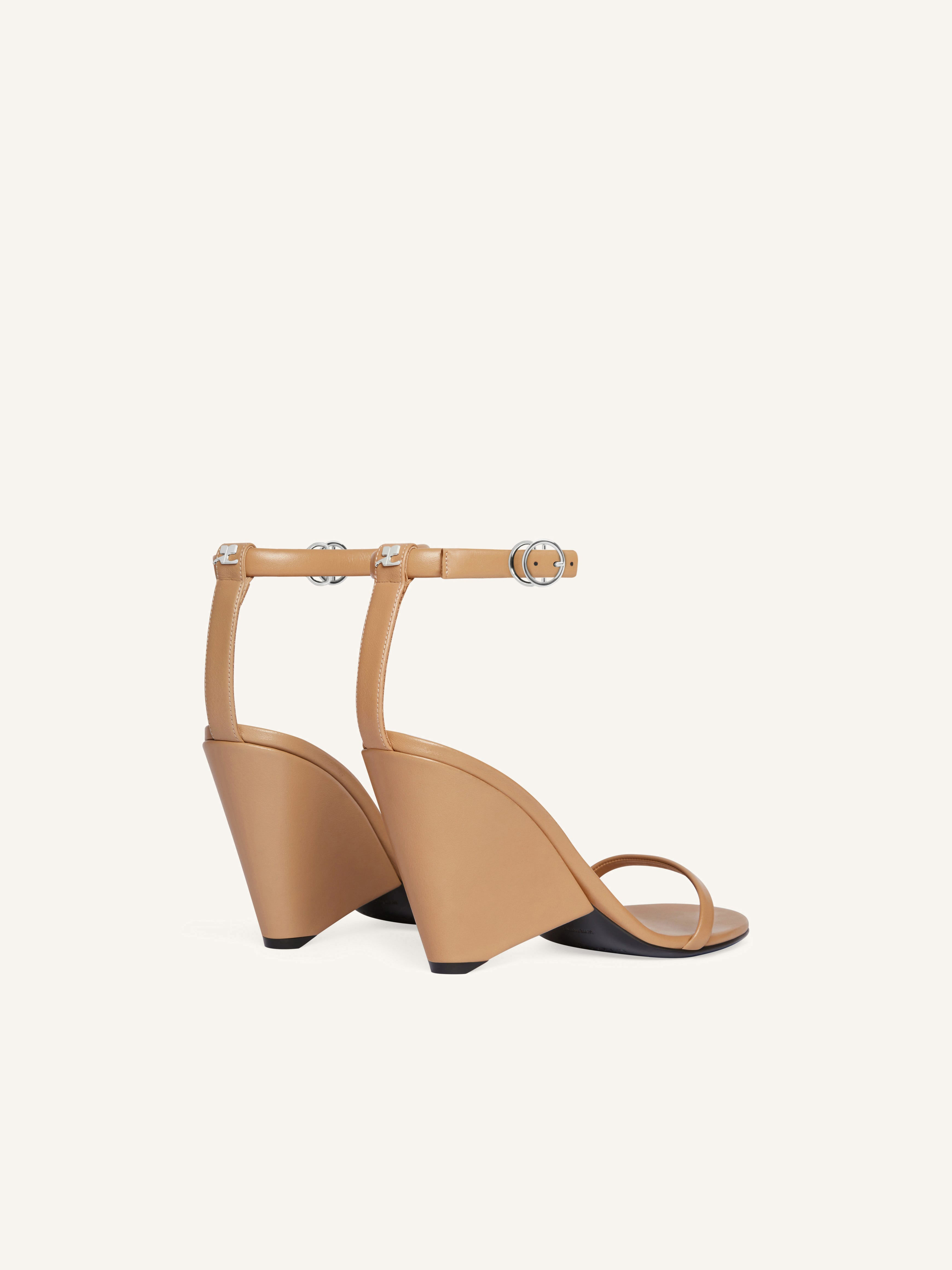 OBLIQUE LEATHER SANDALS - 3