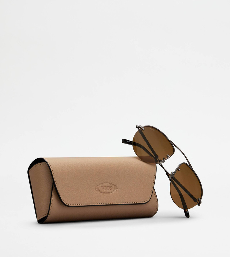 PILOT SUNGLASSES WITH TEMPLE IN LEATHER - GREY 5