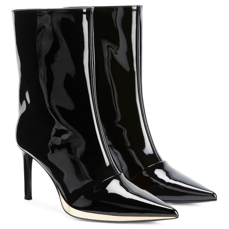 Virgyn Boot 3