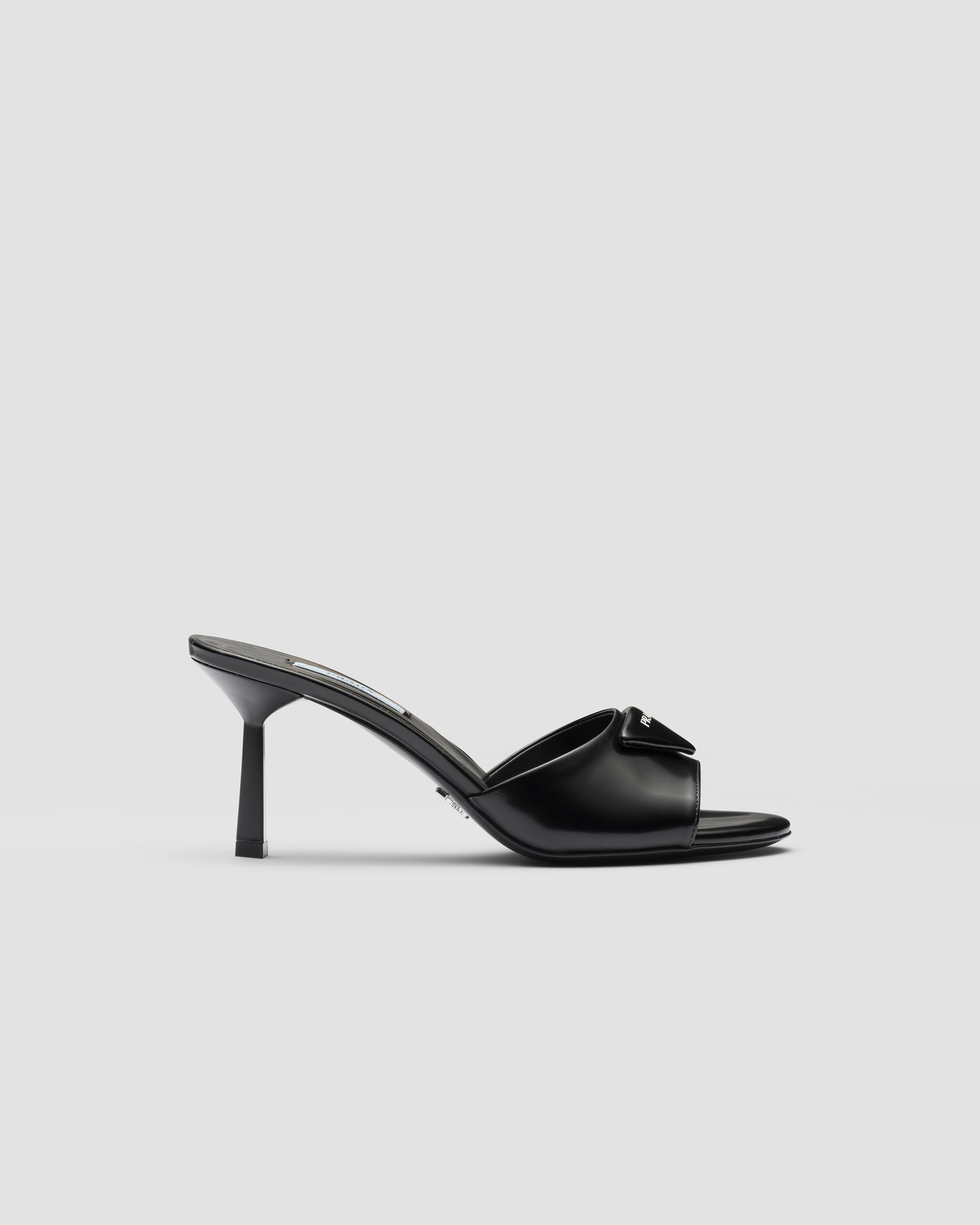 Brushed leather sandals - 2