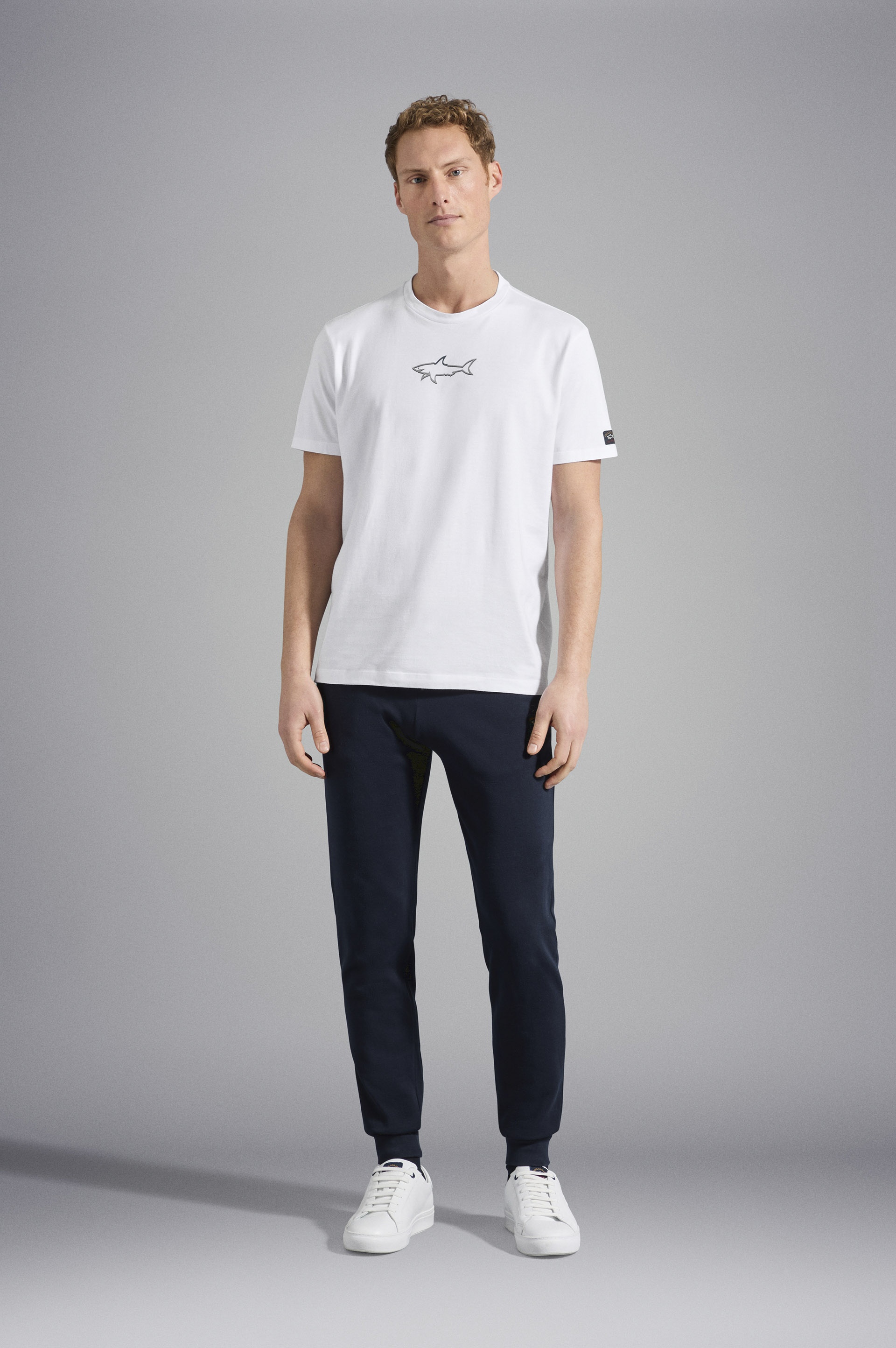 COTTON SWEATPANTS WITH ICONIC BADGE - 2