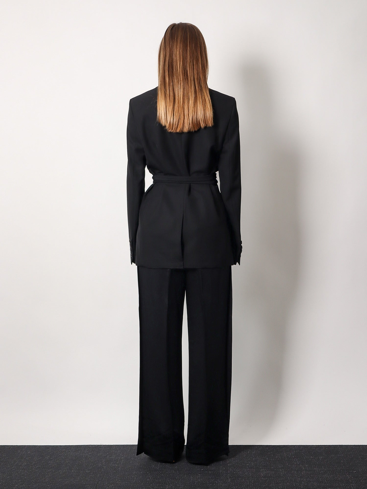 Blazer With Knot Detail - 3
