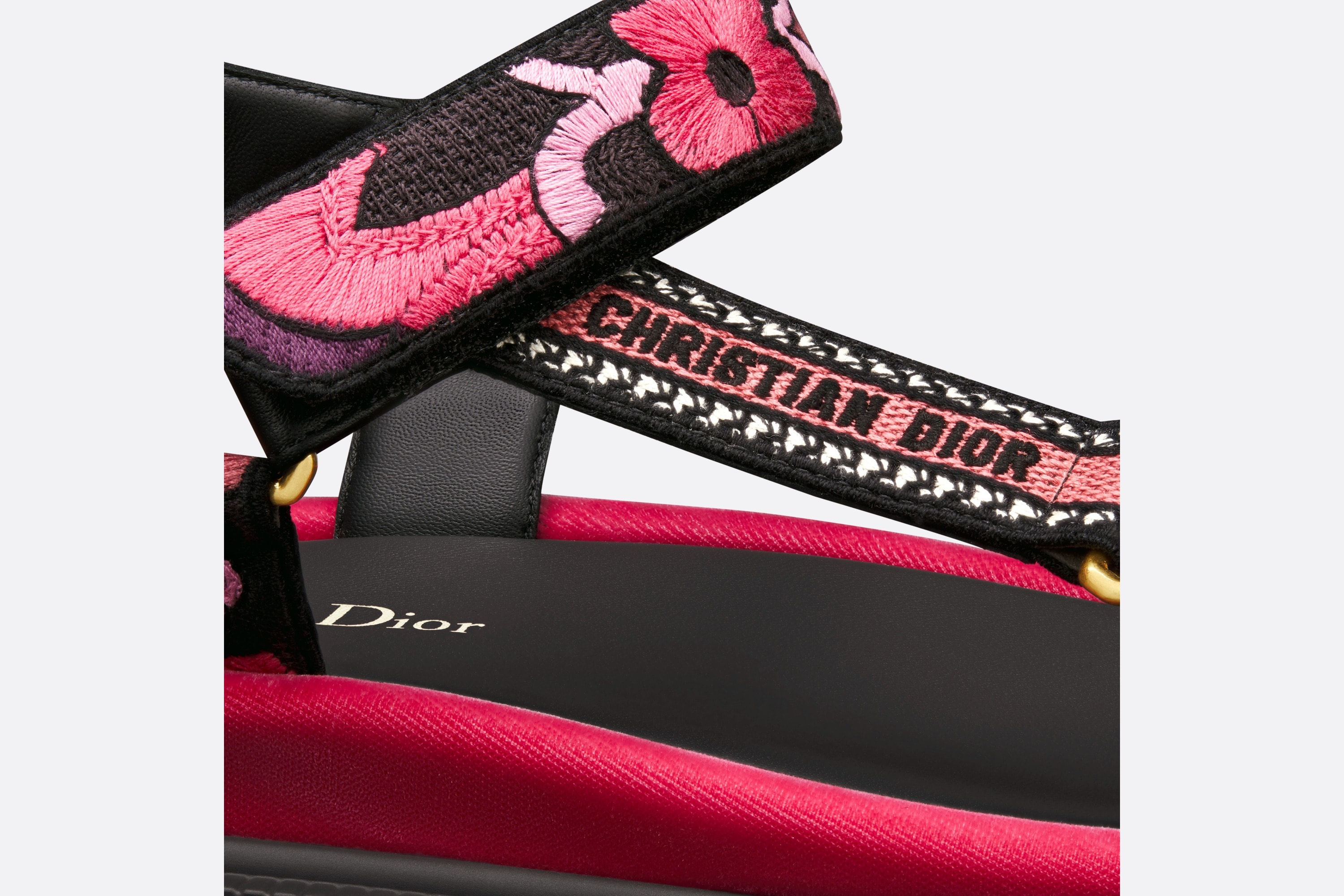 D-Wave Sandal - 5