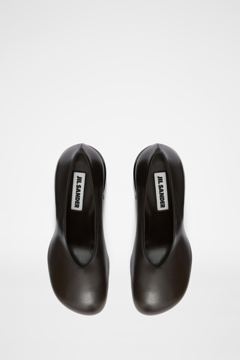 Jil Sander Pumps outlook