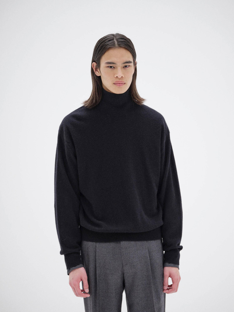BABY CASHMERE KNIT TURTLE 4