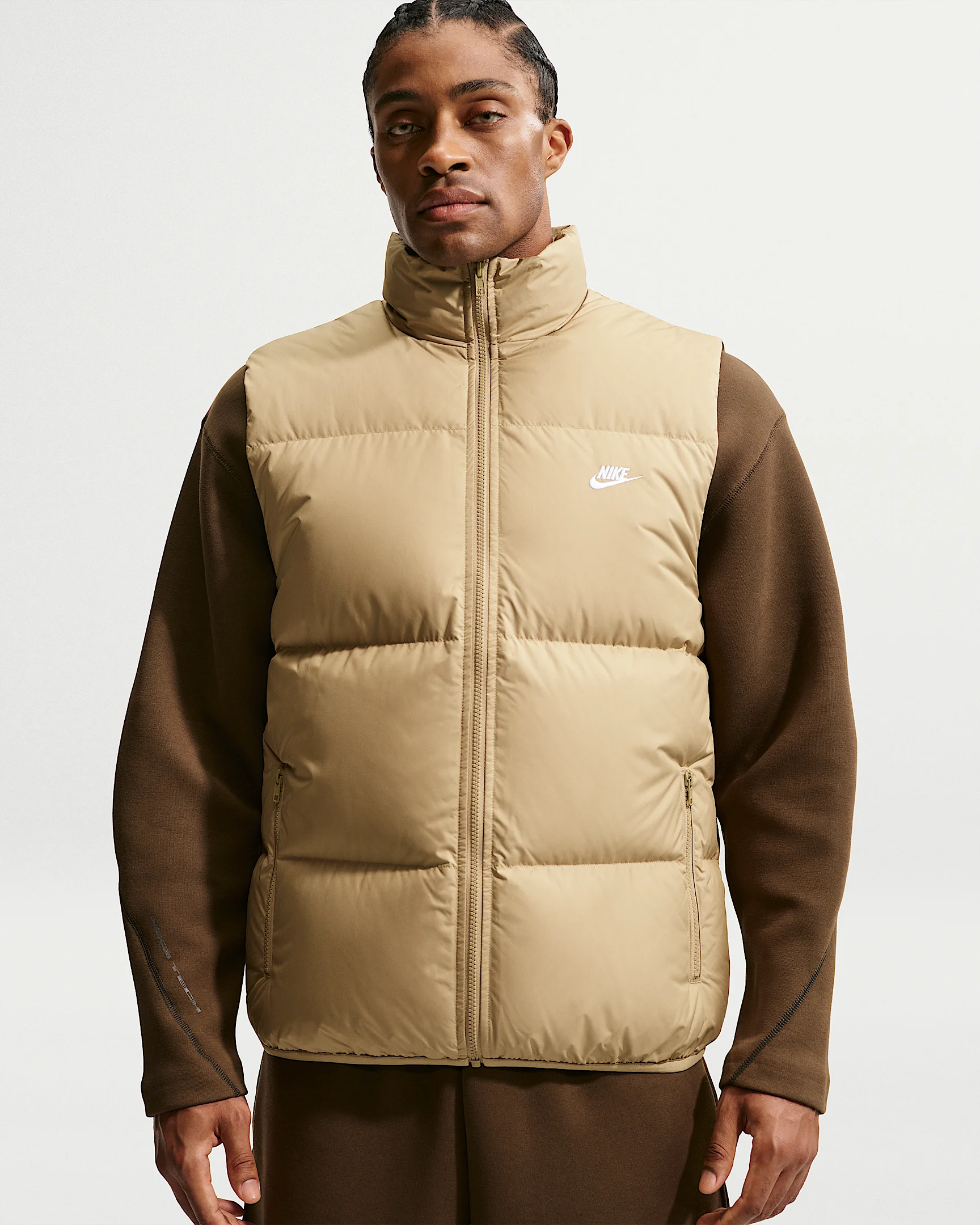 Nike Sportswear Club Men's Therma-FIT Puffer Vest - 1