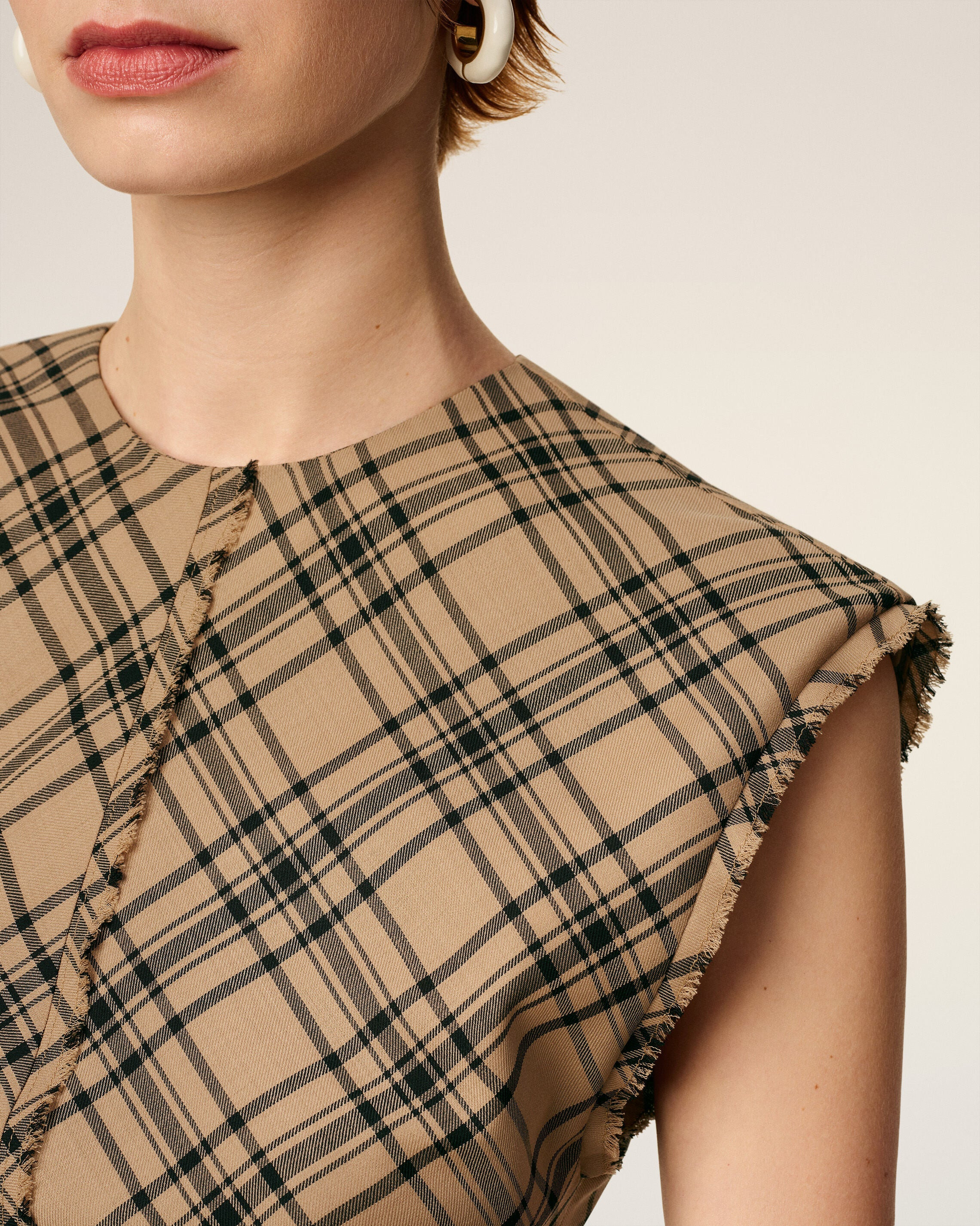 BROWN WOOL LONG CHECKED DRESS - 4