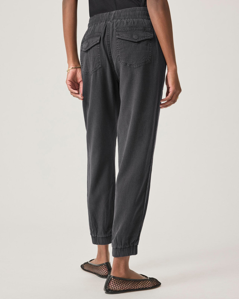 Lakeside Jogger 4