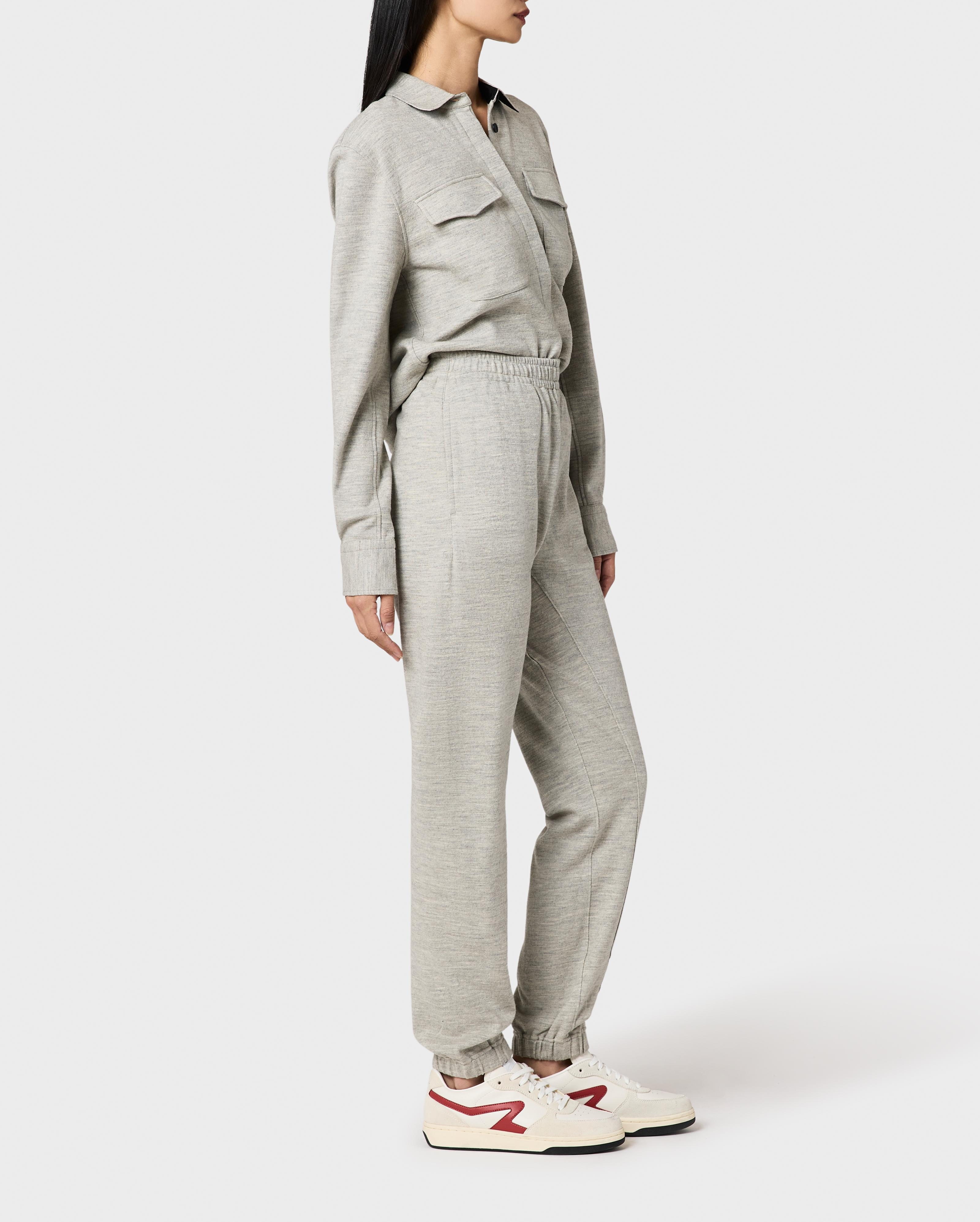 Yan Wool Pant
Classic Fit - 2