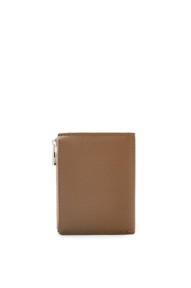Slim compact wallet in soft grained calfskin 4