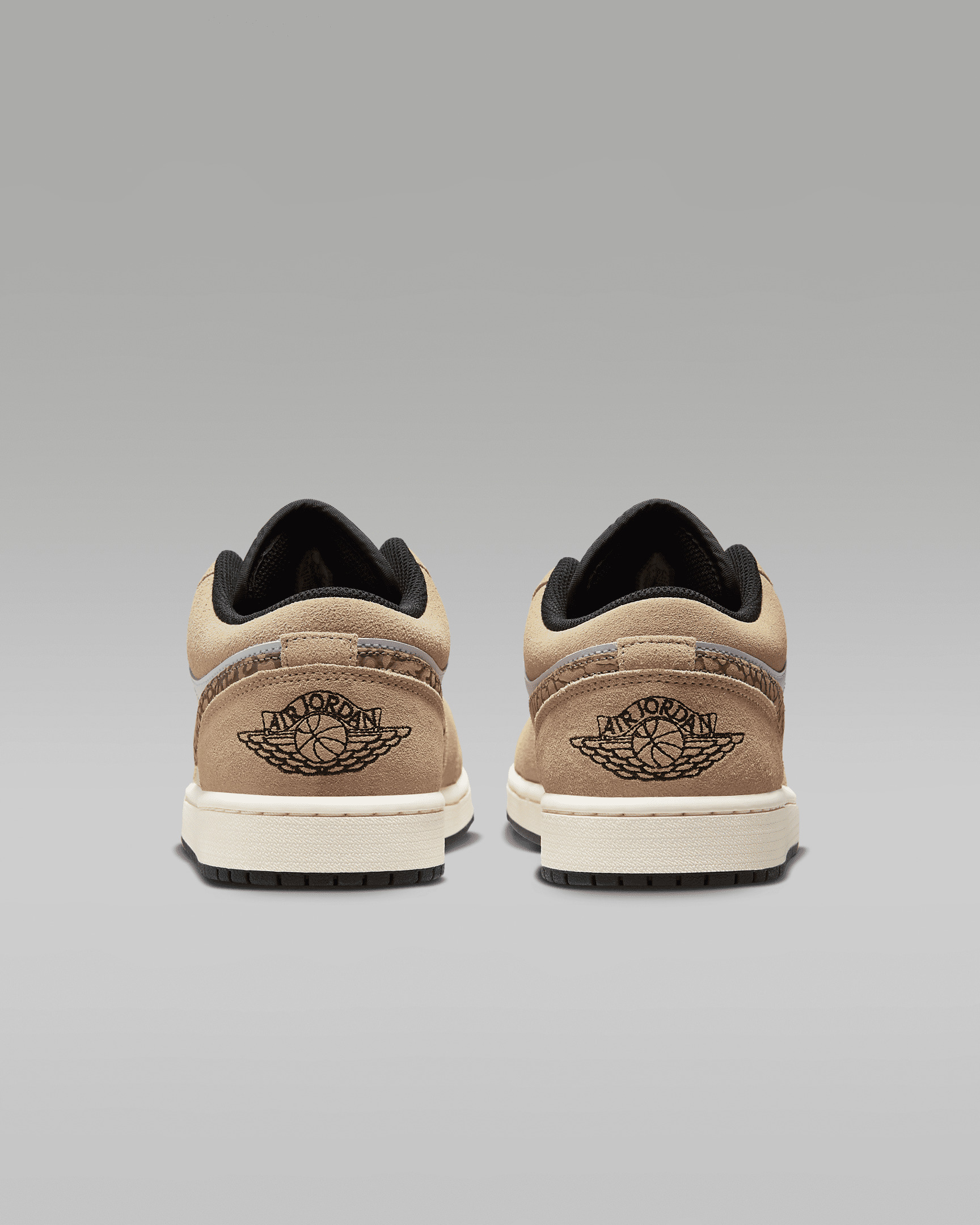 Air Jordan 1 Low SE Men's Shoes - 6