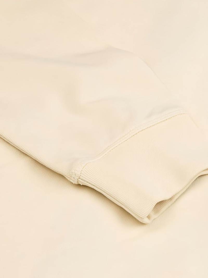 zip-up hoodie 4