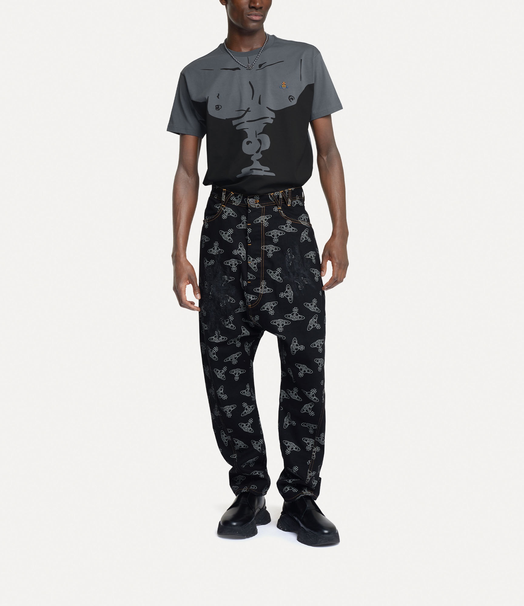 MEN BUST CLASSIC T-SHIRT - 3