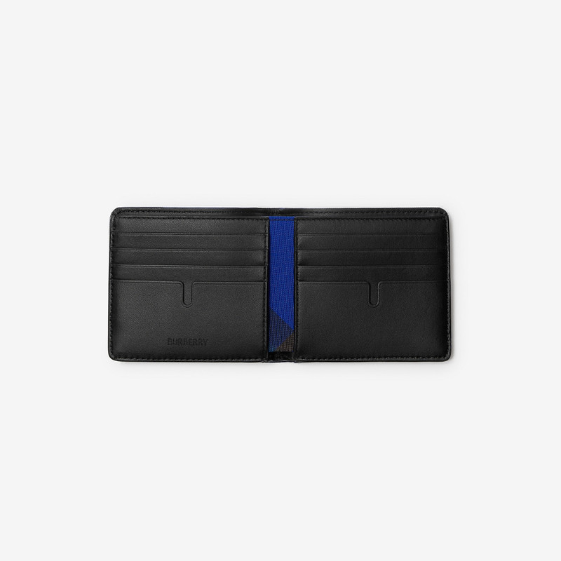 Burberry Heritage EKD Bifold Wallet outlook