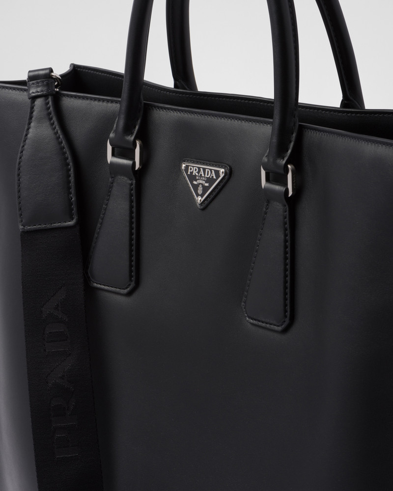 Leather tote bag with shoulder strap 6