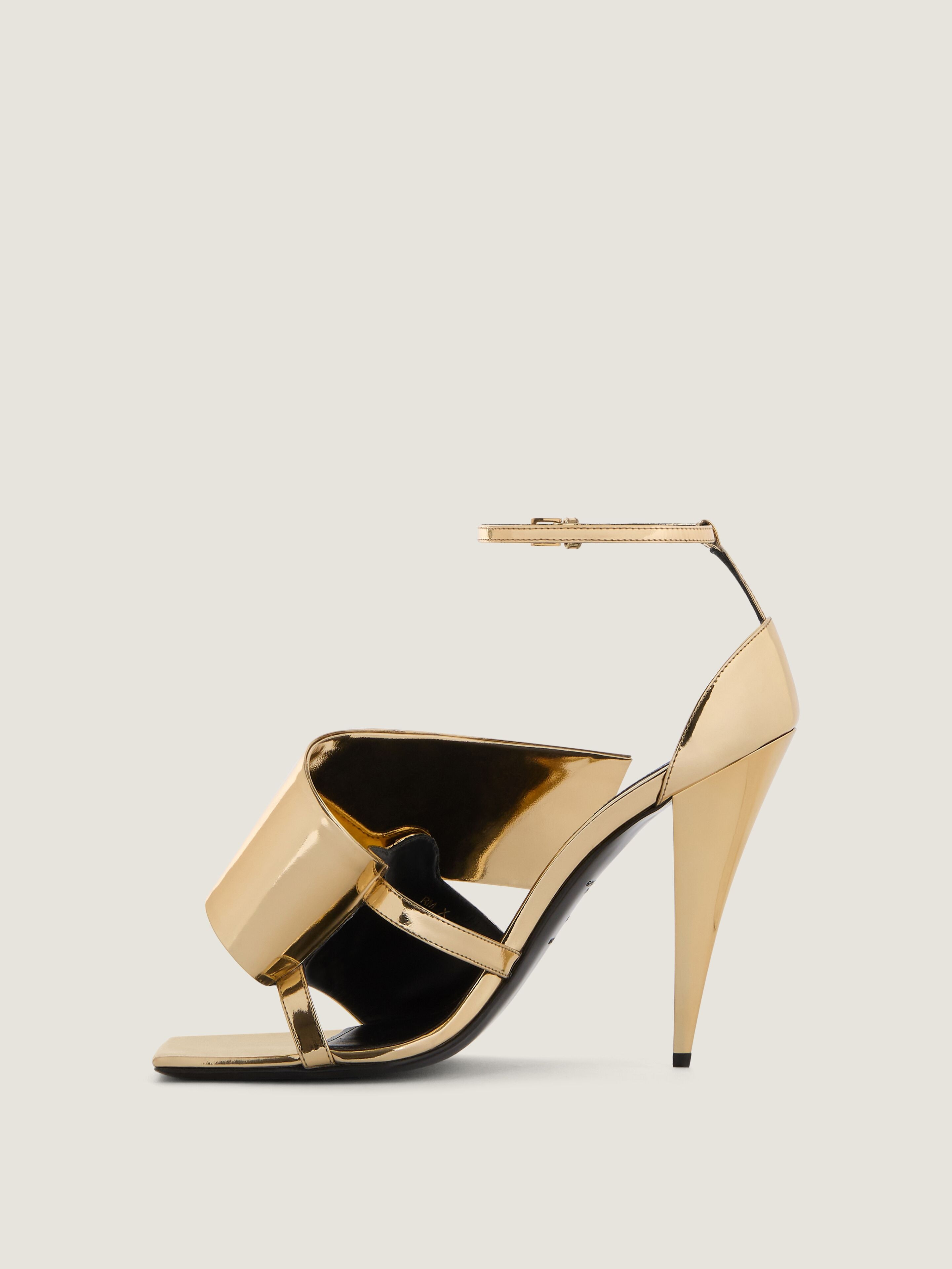 SLICED SQUARE HEELED SANDALS IN MIRROR EFFECT LEATHER - 4
