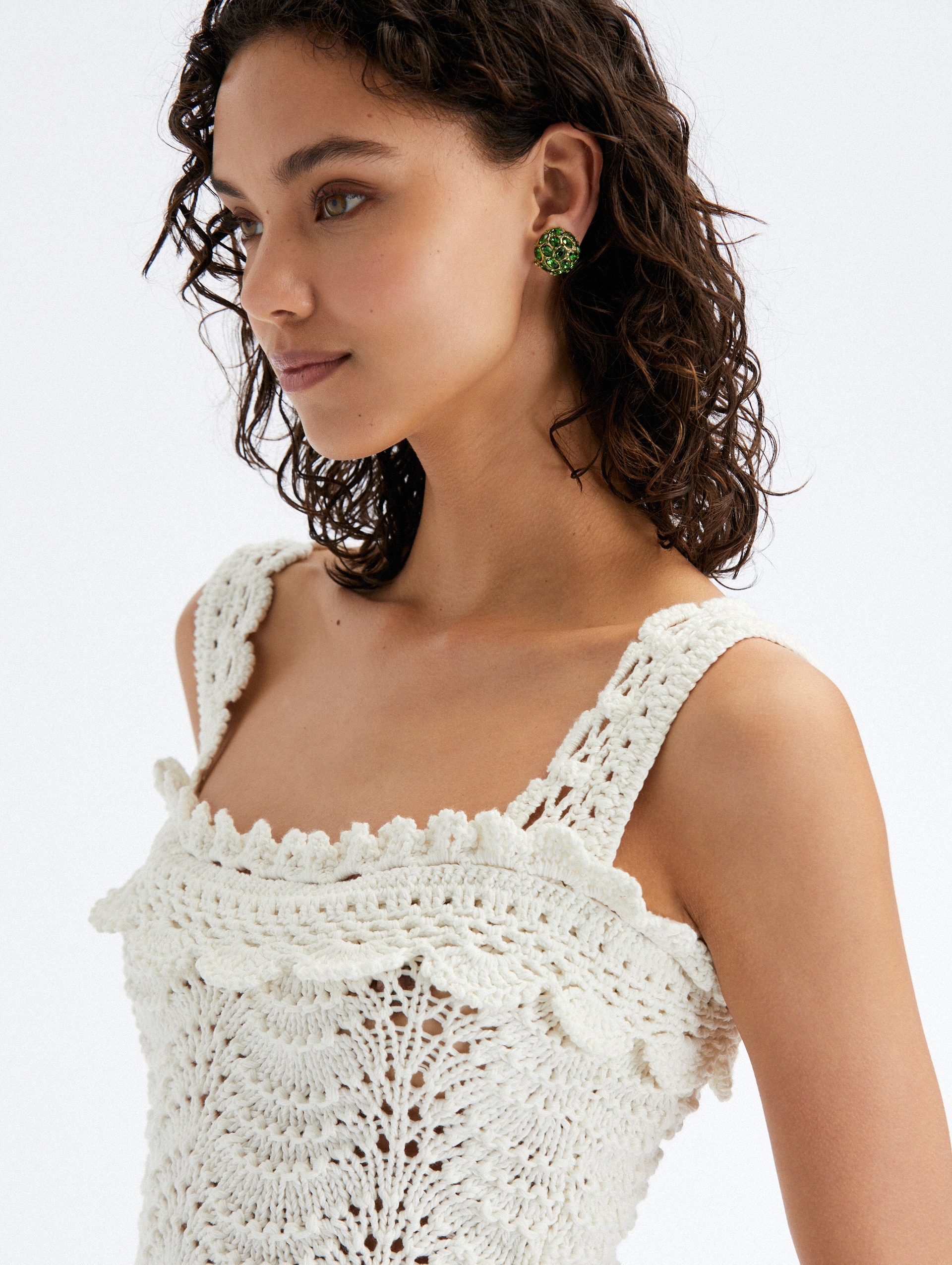 HAND CROCHETED SCALLOP TANK - 4