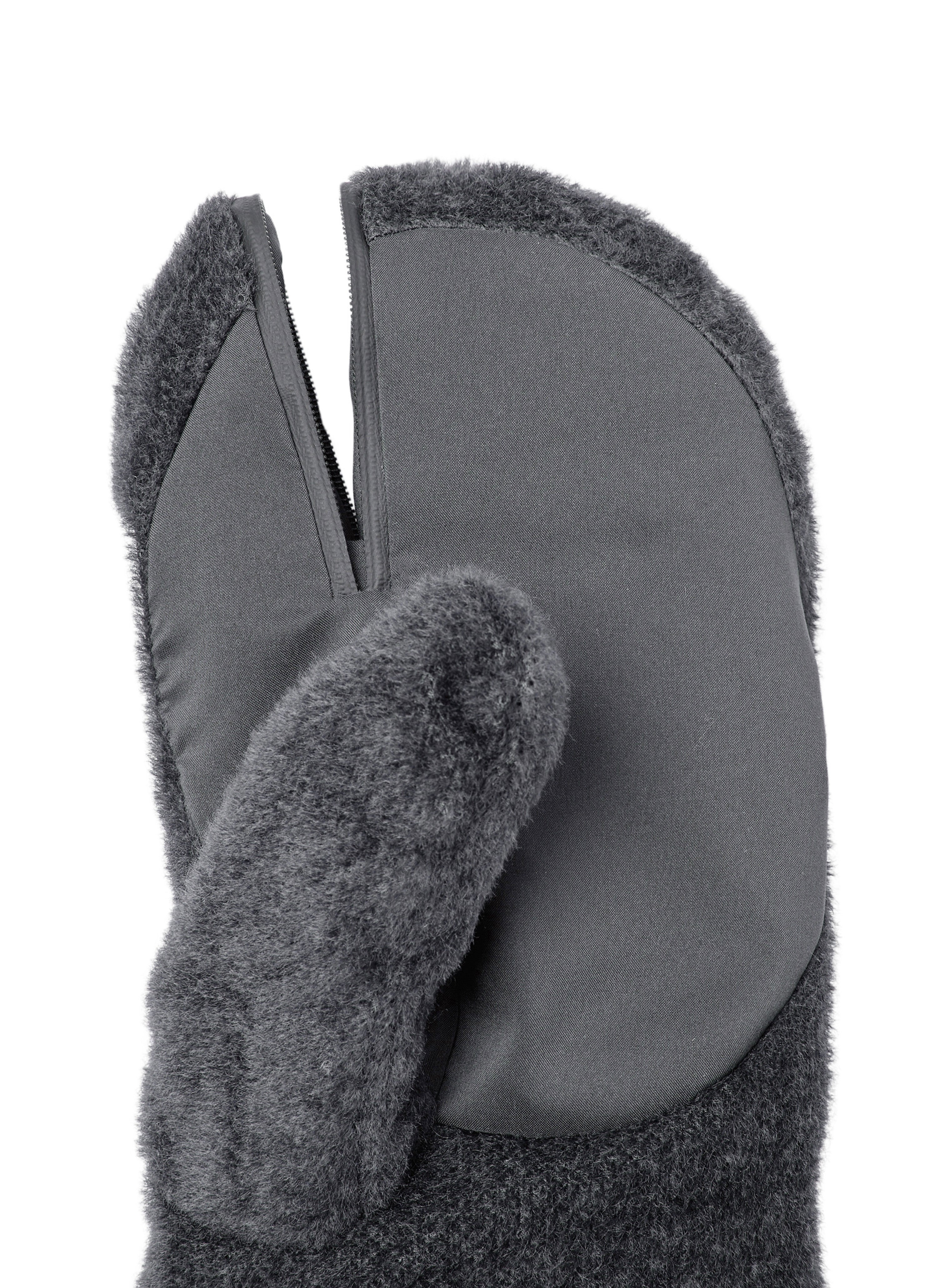 TABI GLOVES
( - 4
