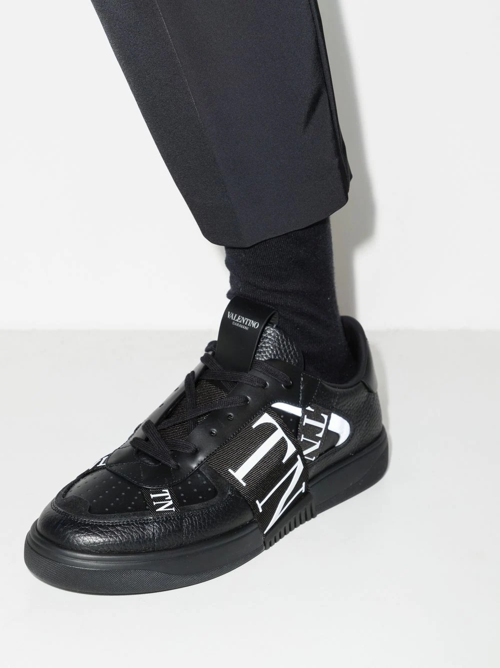 VL7N low-top sneakers - 3