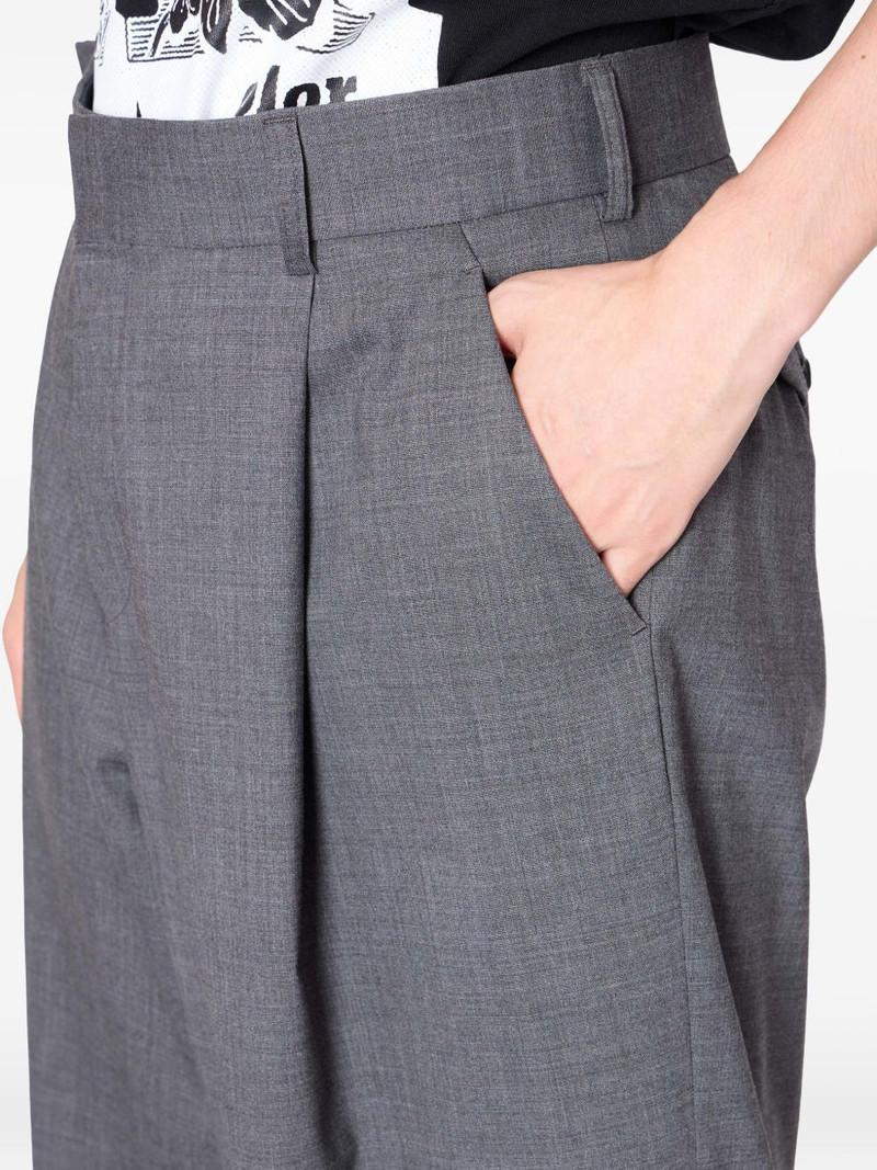 pleated trousers 3