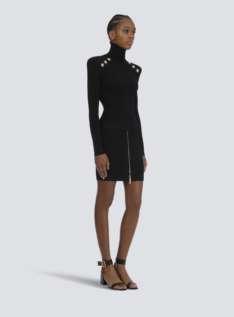 Knit jumper with gold buttons 5