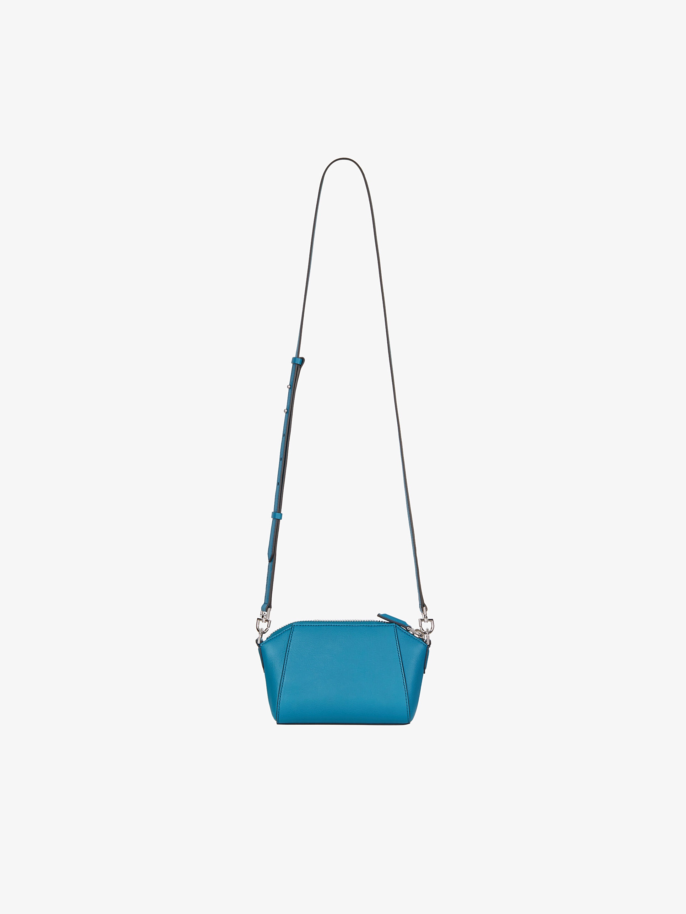 Nano Antigona bag in grained leather - 4