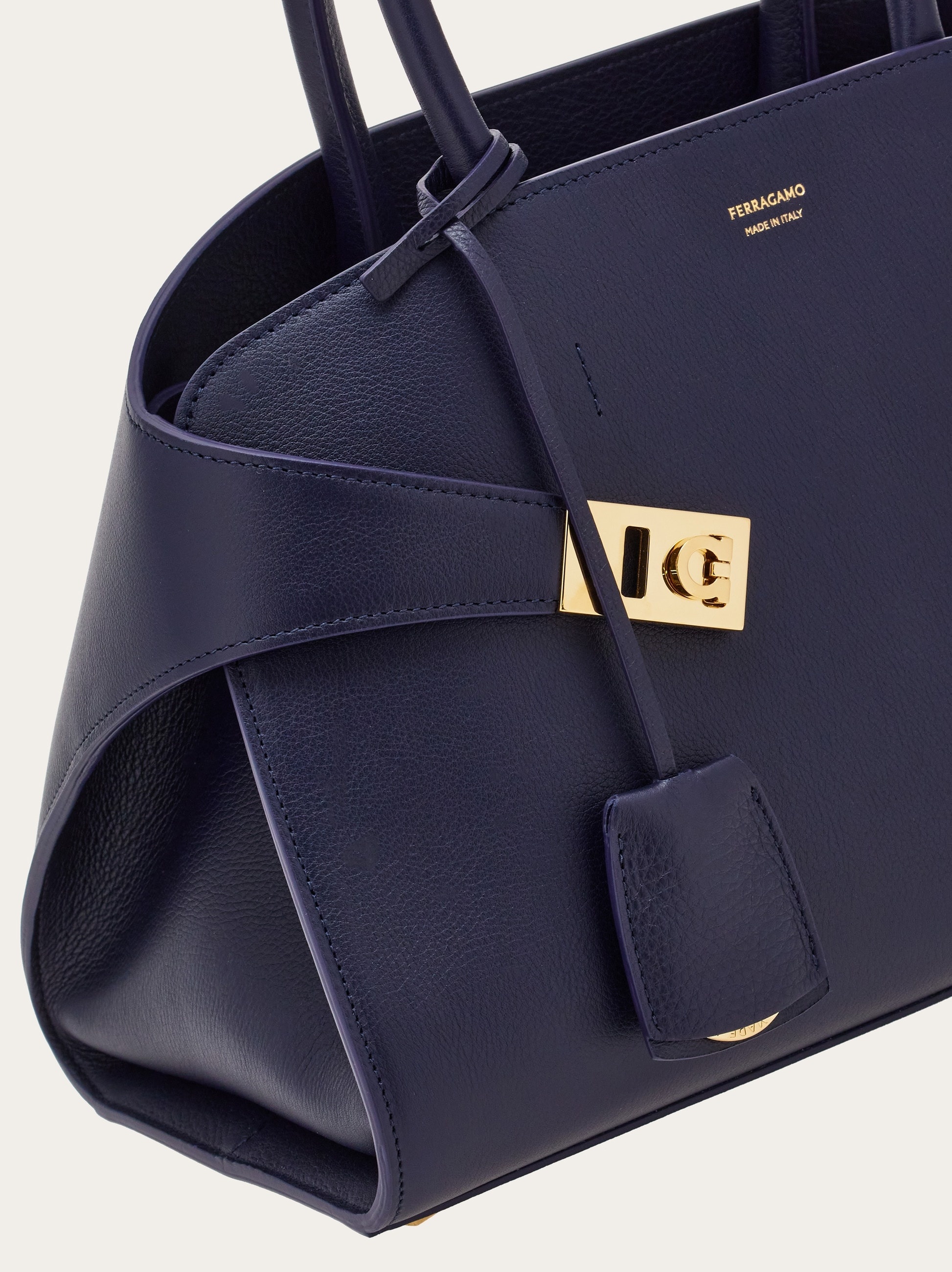 Hug handbag (S) - 7
