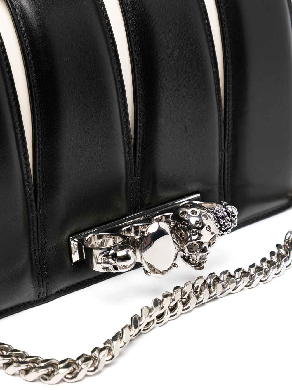 Slash studded chain-link bag - 4