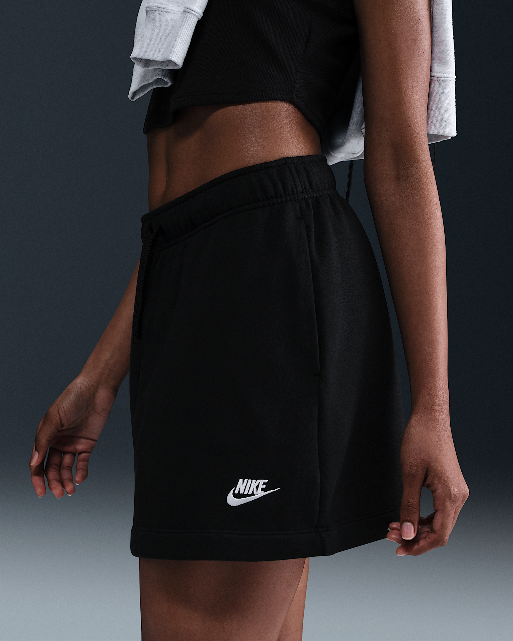 Nike Sportswear Club Fleece Women's Mid-Rise Skirt - 2