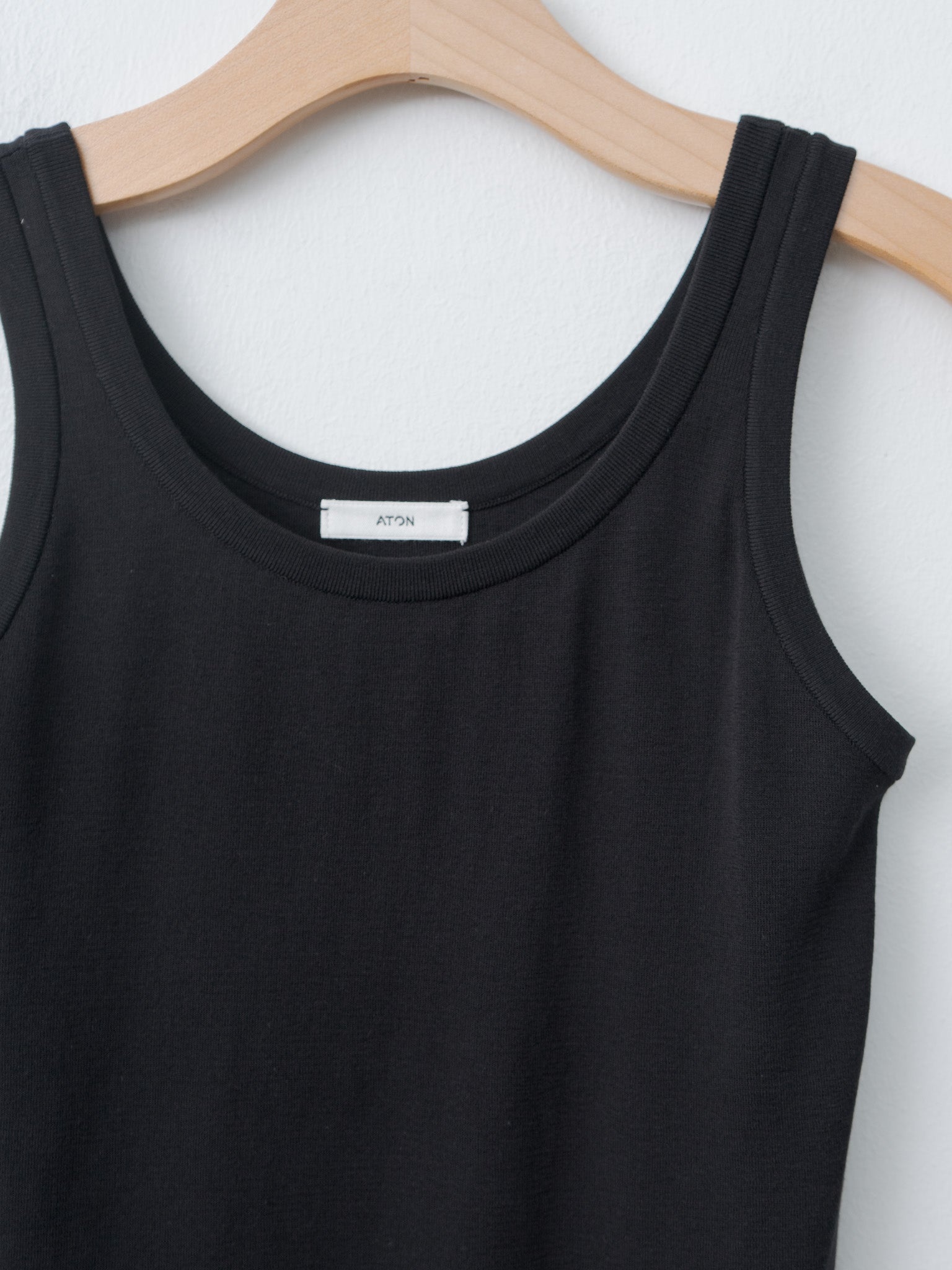 Fresca Circular Rib Tanktop - Black - 5