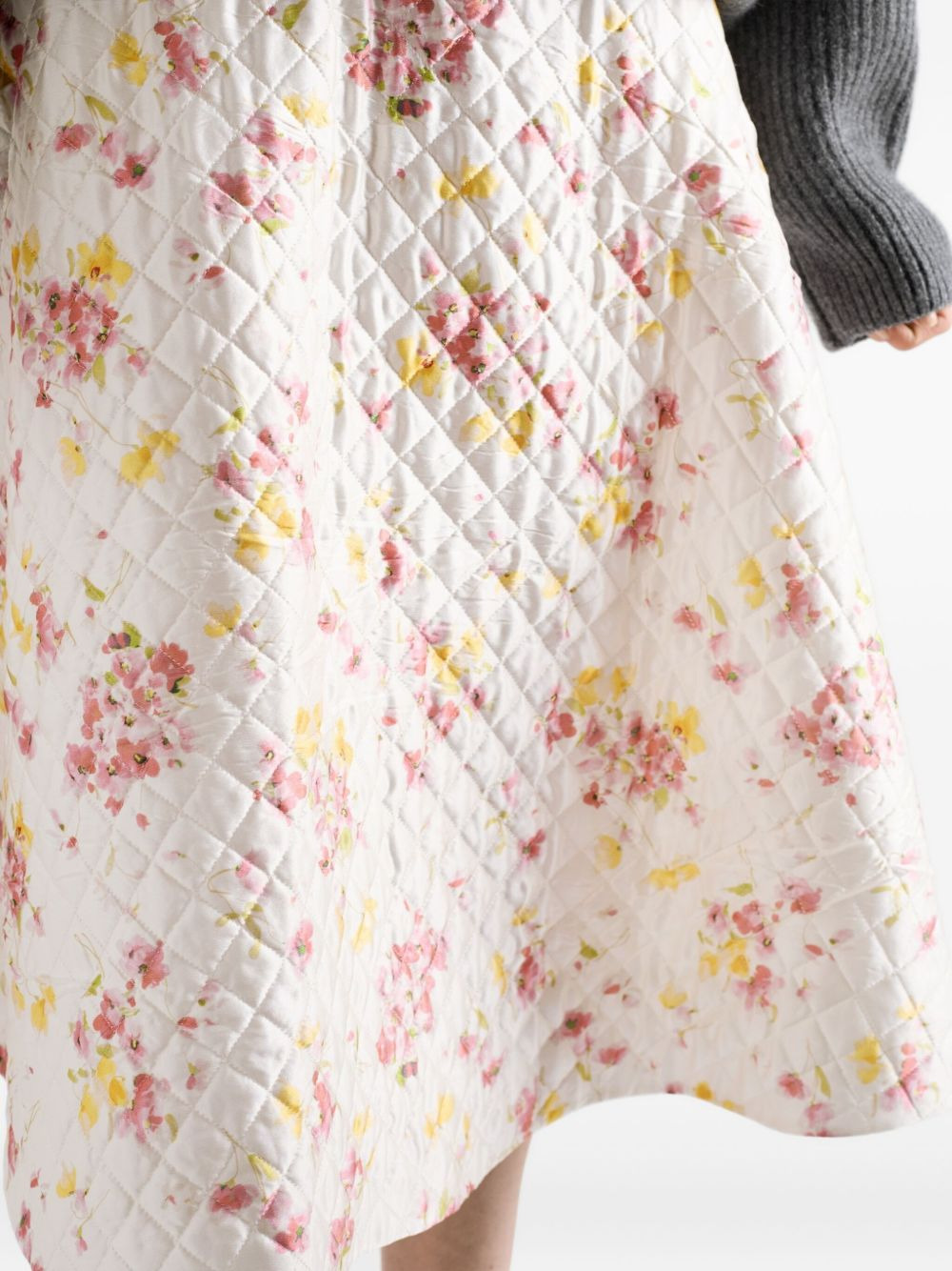 floral-print quilted-satin midi skirt - 5