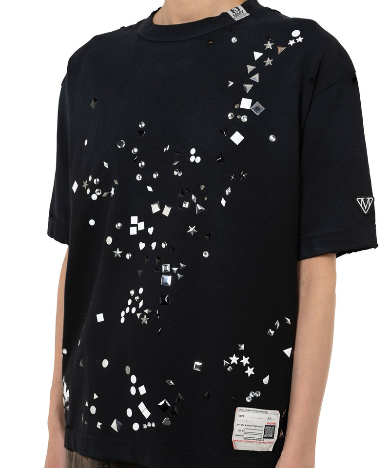 Embellished Distressed T-Shirt 14
