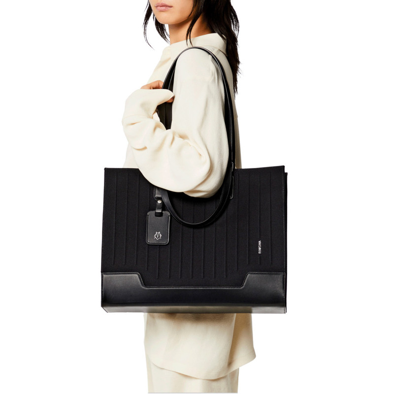 Never Still Tote Large 7