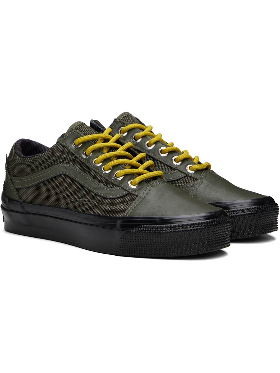 【VANS】 ★ Premium Old Skool GTX ★ Khaki Vans Khaki Premium Old Skool Gore-Tex Sneakers | REVERSIBLE
